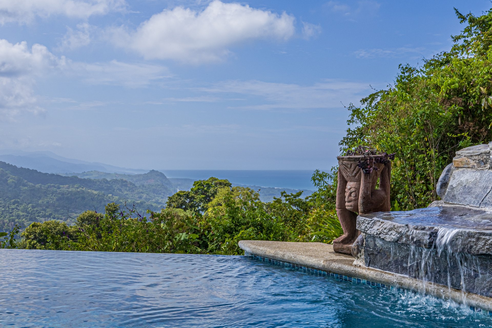 Luxury Ocean View Home with Infinity Pool in Hills of Portalon – Move-In Ready