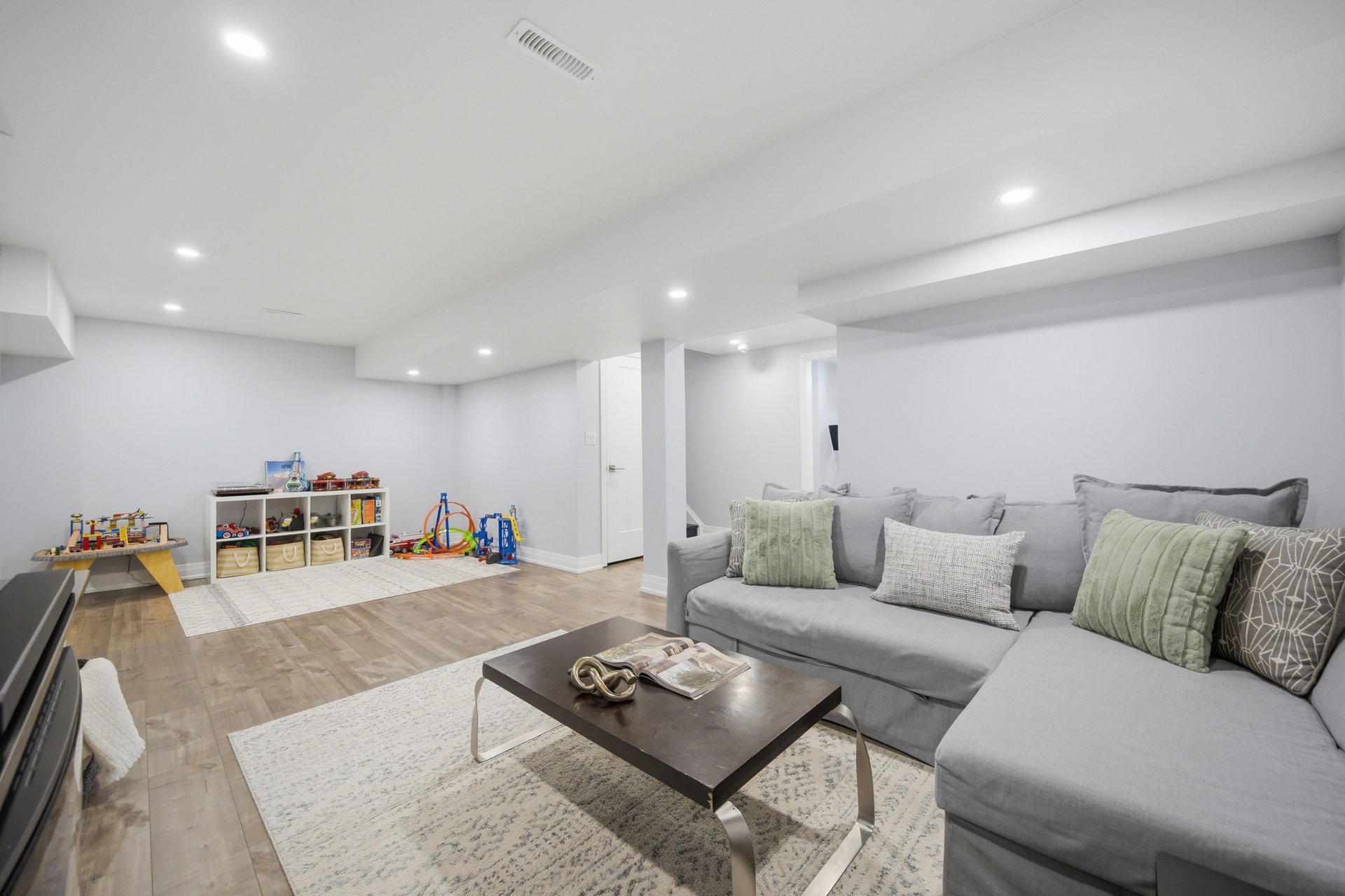 FREEHOLD TOWNHOME