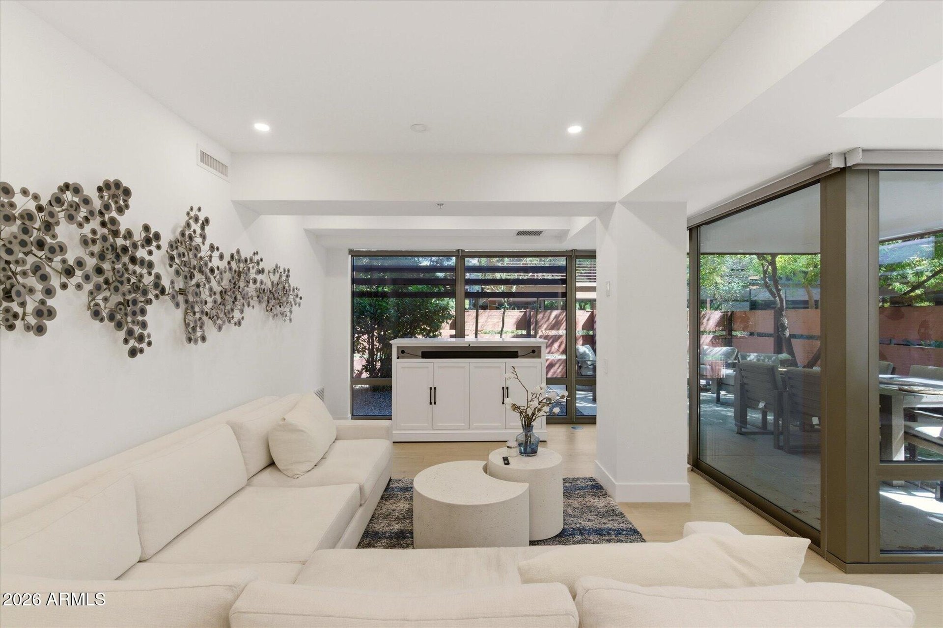 7131 E Rancho Vista Dr, #1001