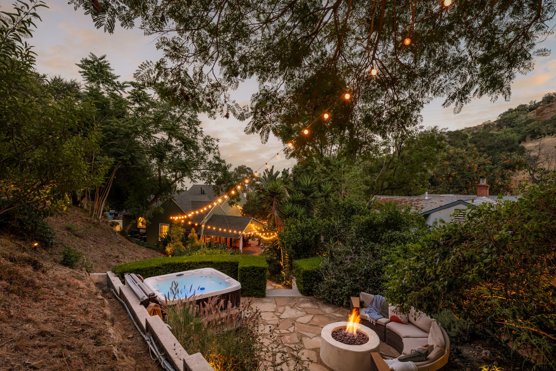 6871 Sunny Cove