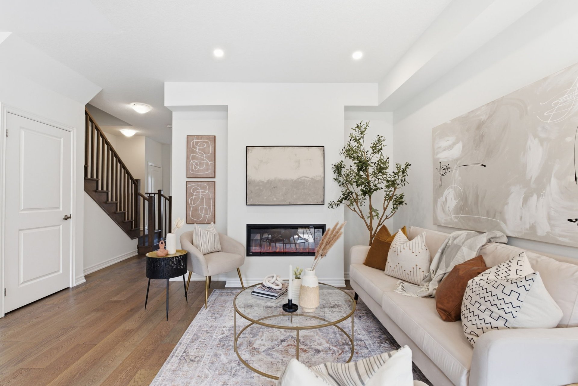 415 East 16th St