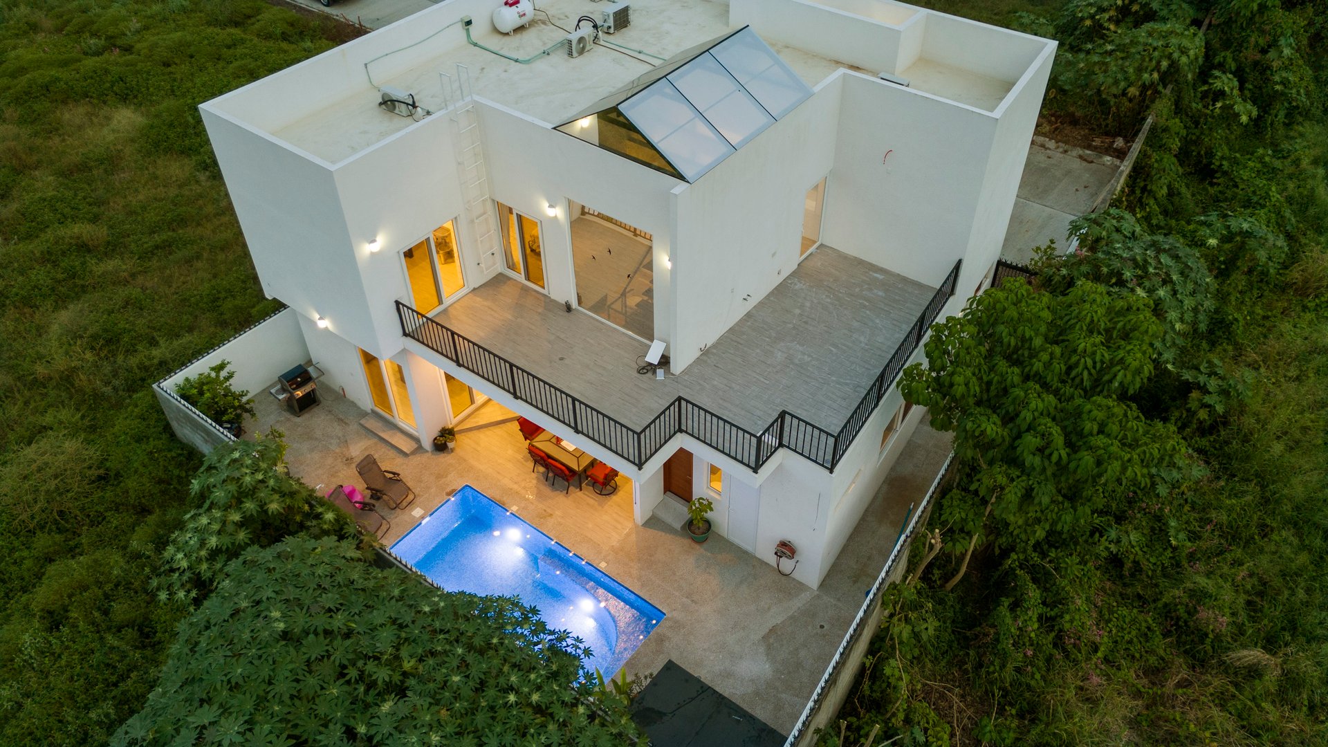 5 Bed, 5 Bath Bucerías Moder Home ~ Only $550,000  USD