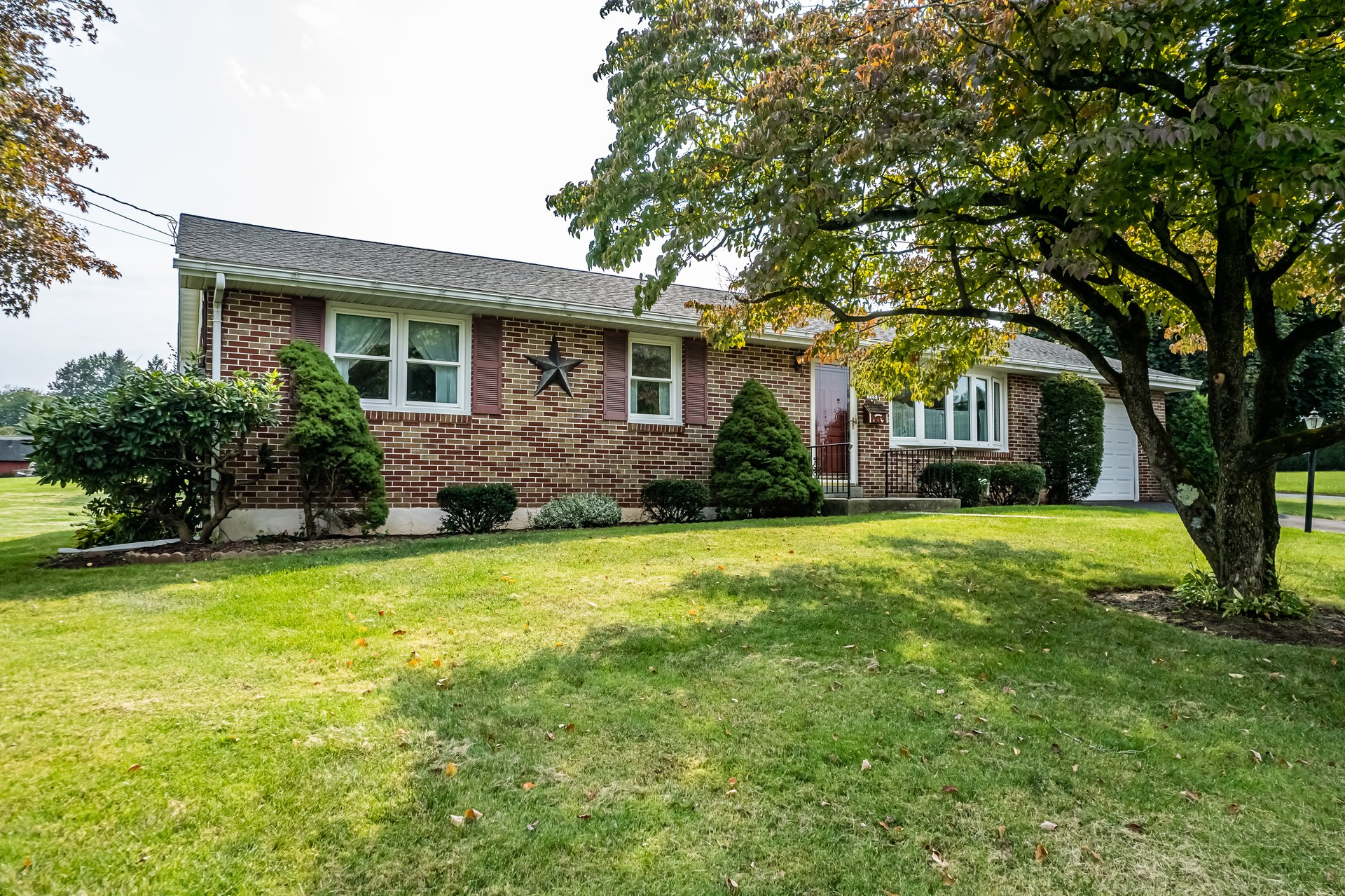 928 Dogwood Lane