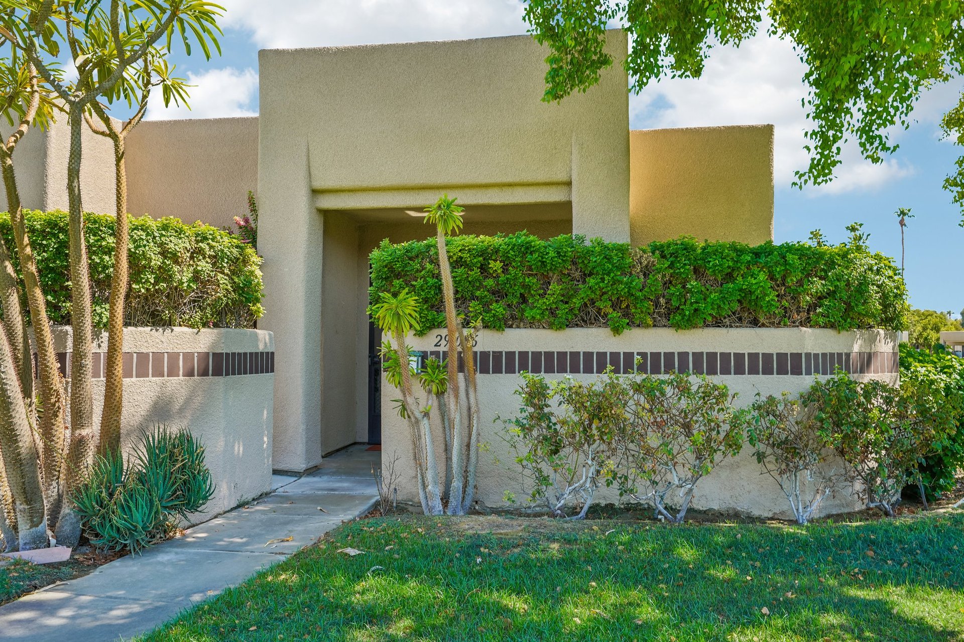 29086 Desert Princess Dr
