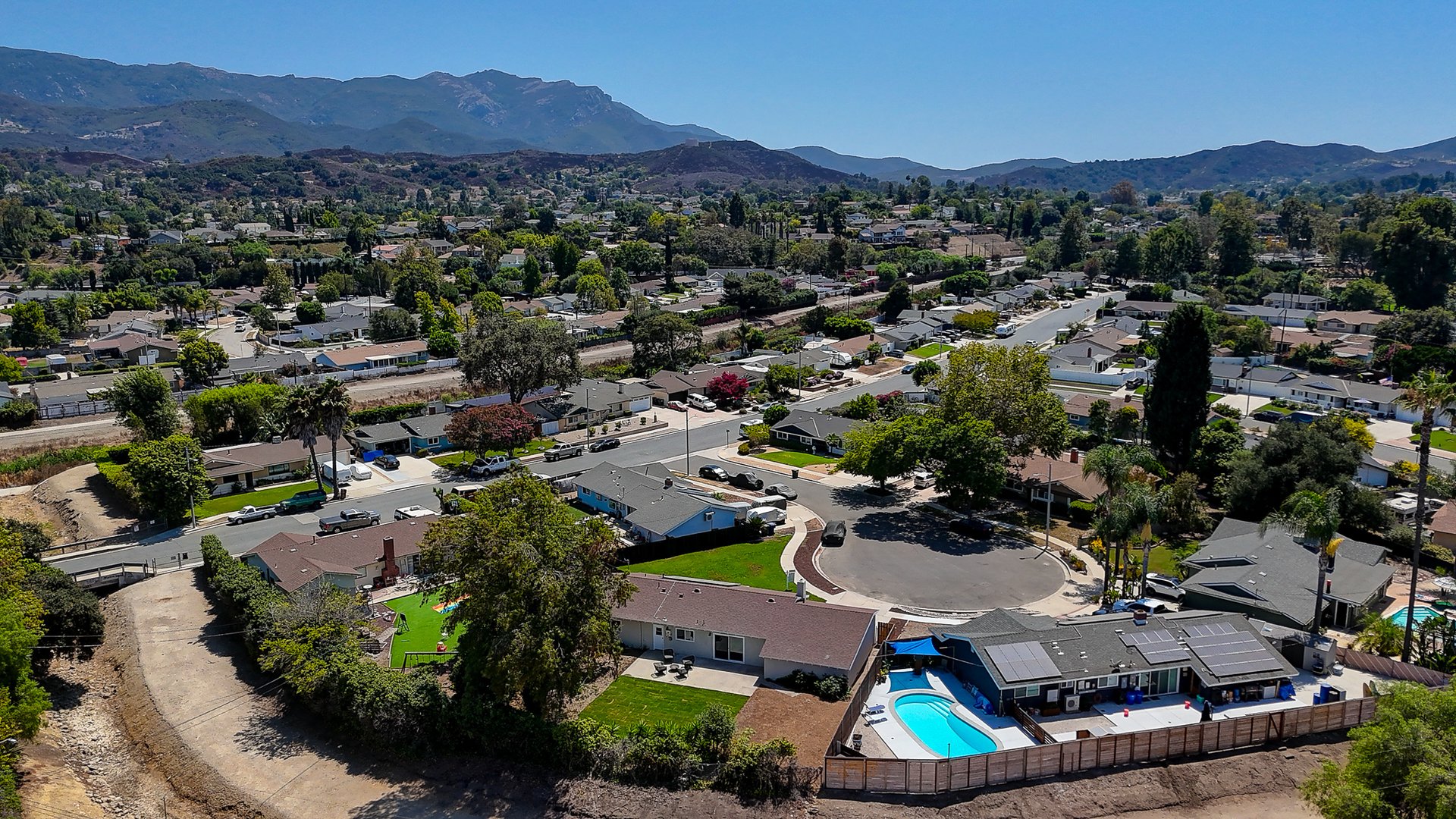 476 Jeanne Ct