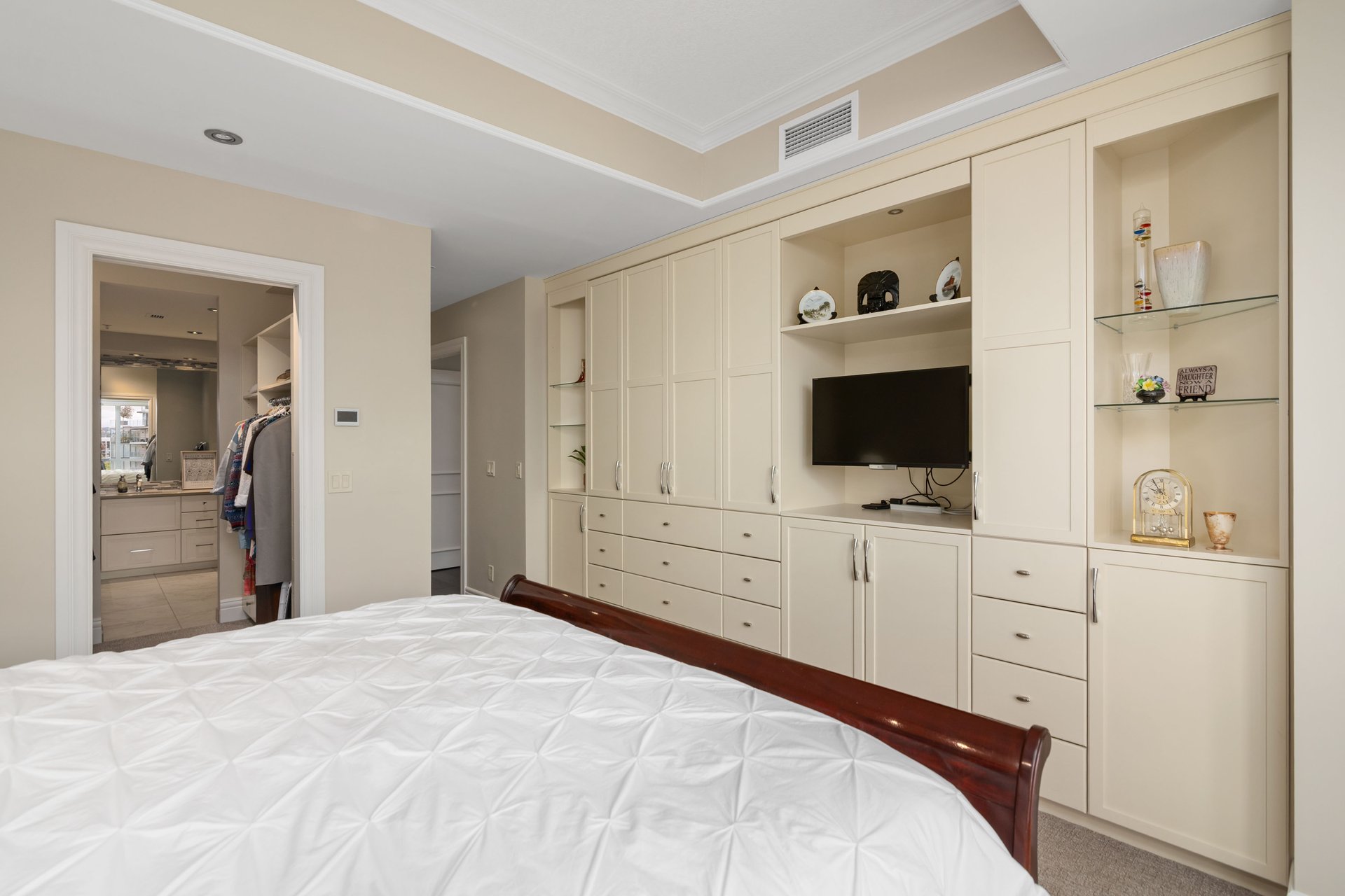 690 Princeton Way SW Unit: 801