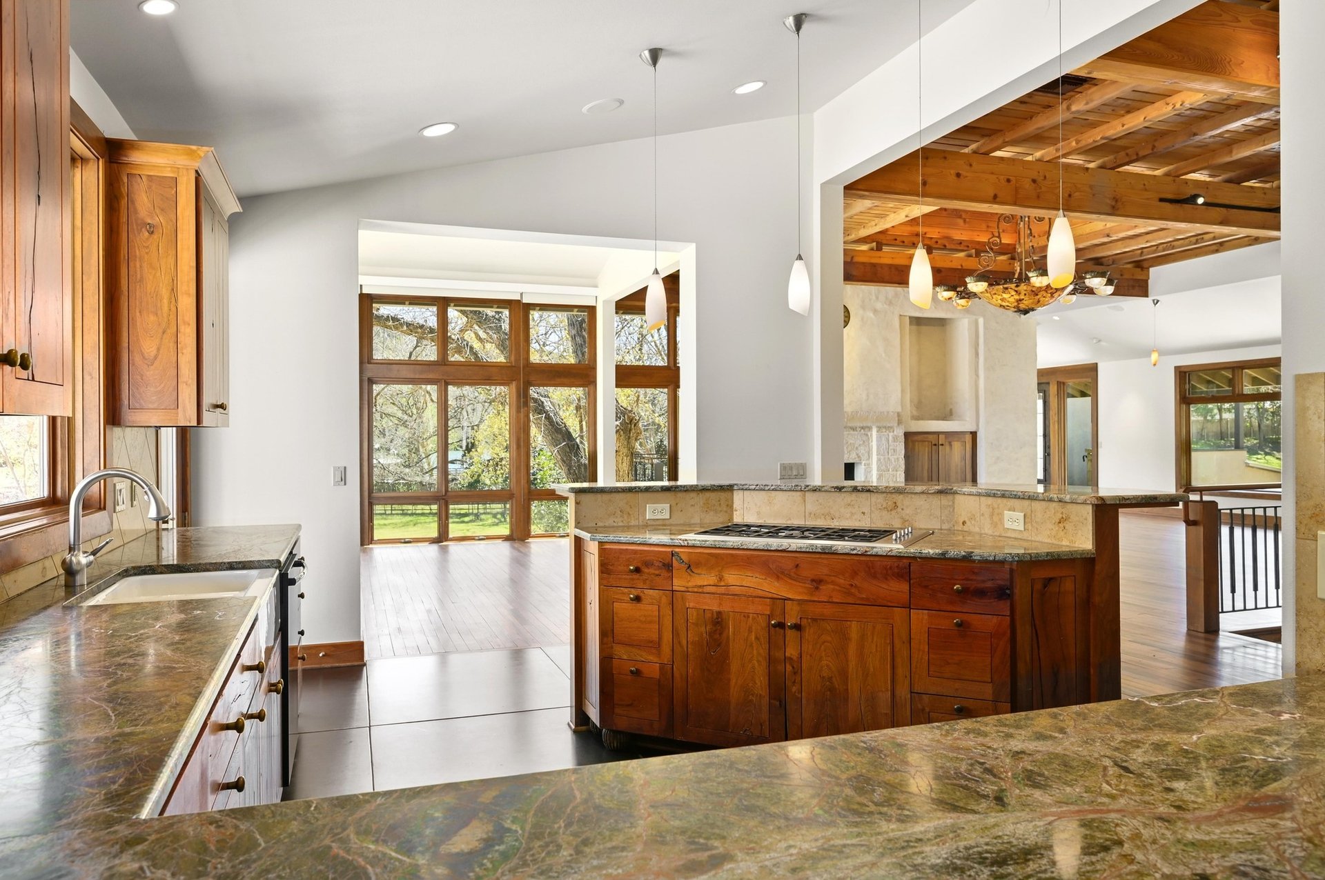 2908 Oestrick Lane 