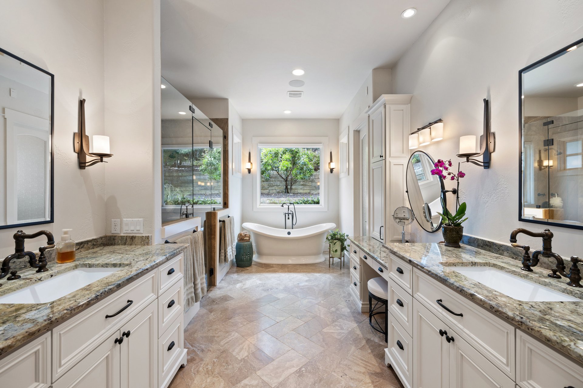 12821 Hacienda Ridge
