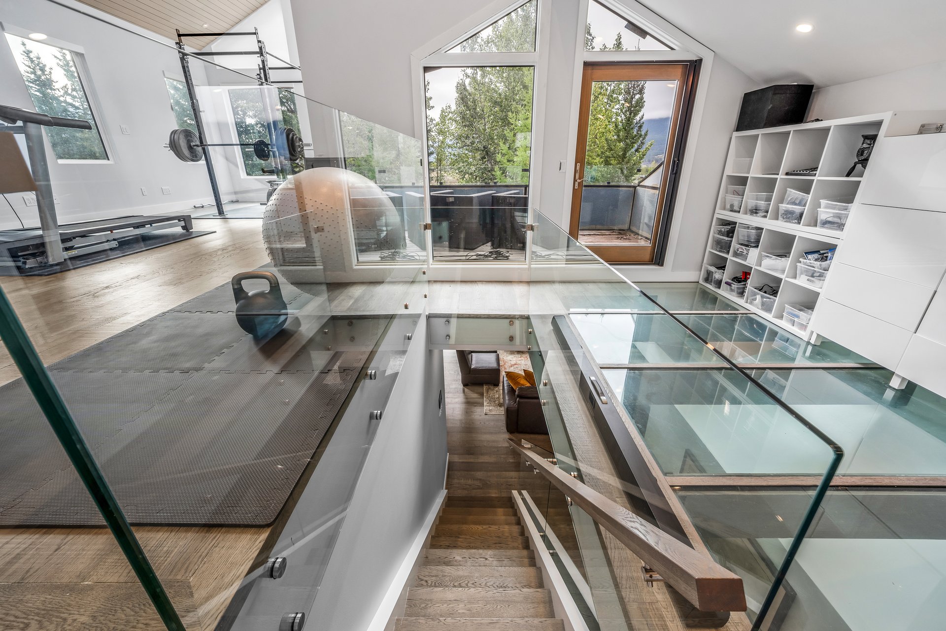 A Reimagined Mountain Home in Cougar Creek