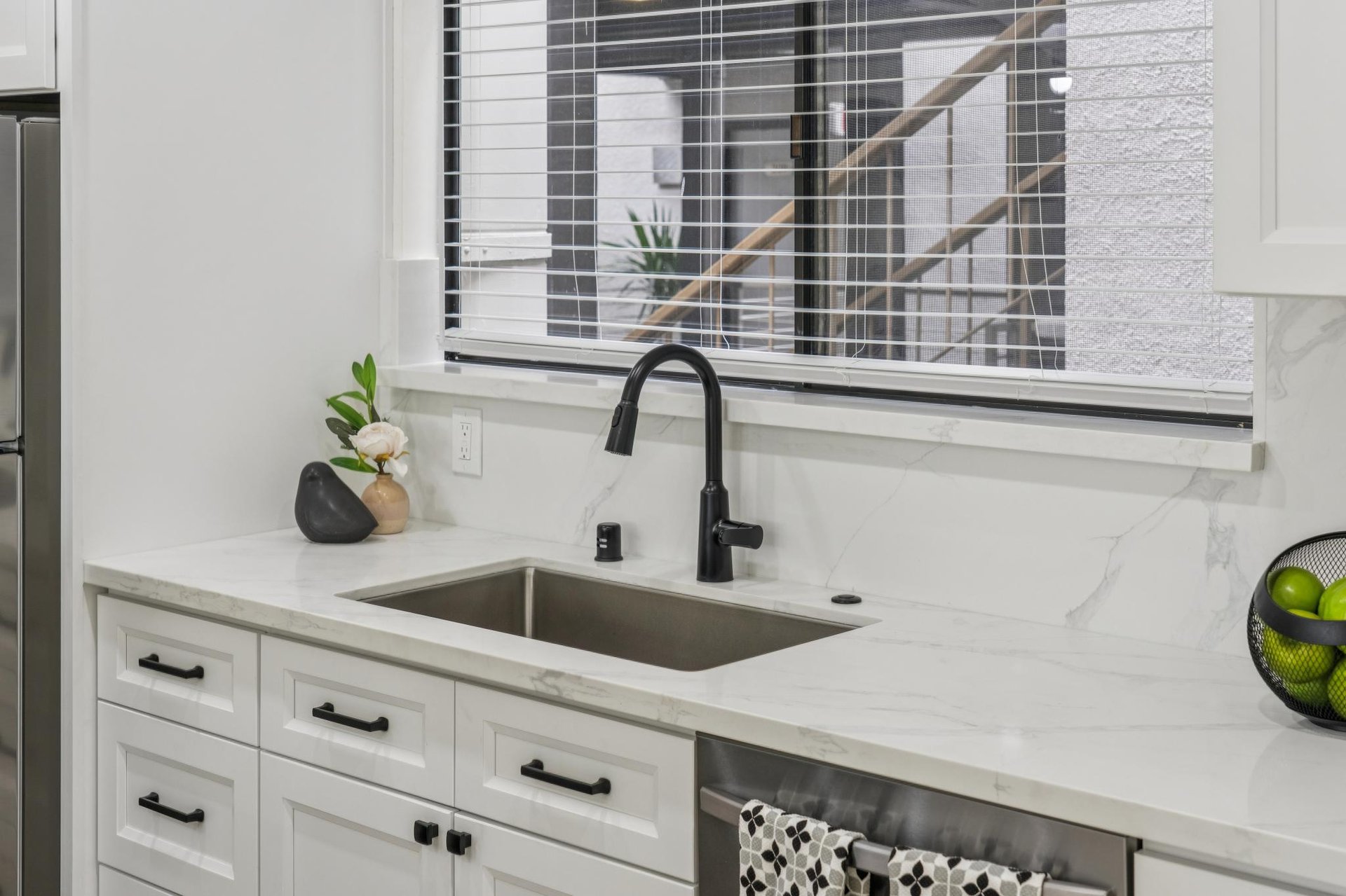 7 Embarcadero West #207