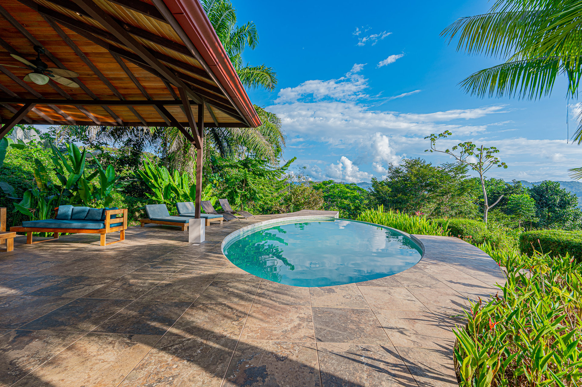 Sunset Ocean View Home on 2.6 Acres Platanillo