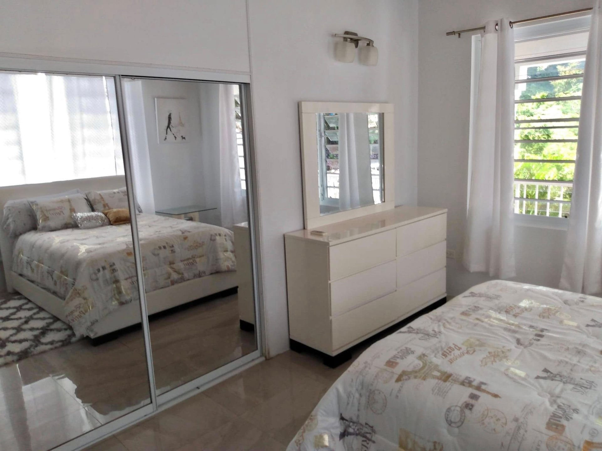 1122 Harrigan Estate 2 Bedroom Apartment