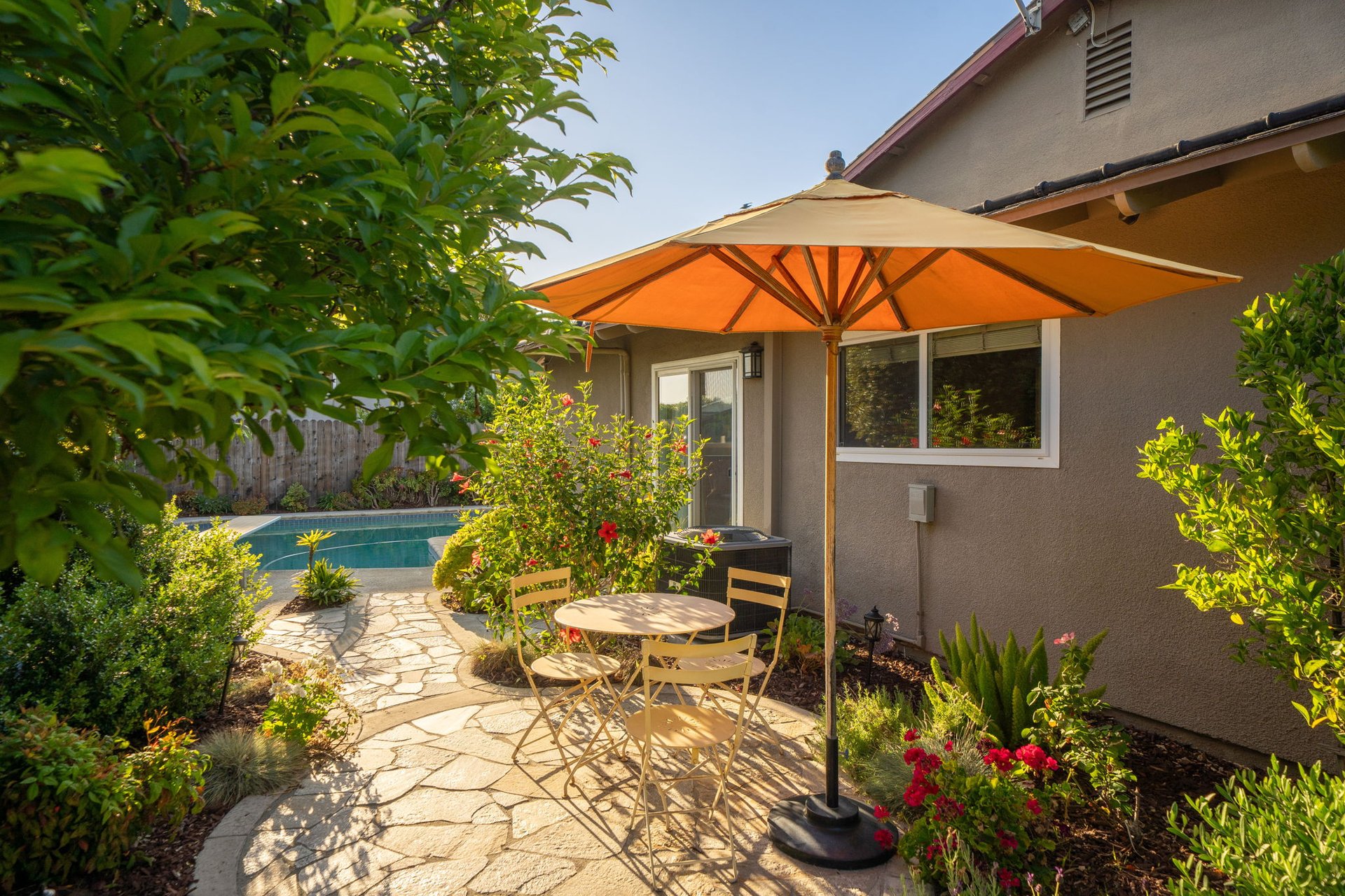 2309 Perry Court