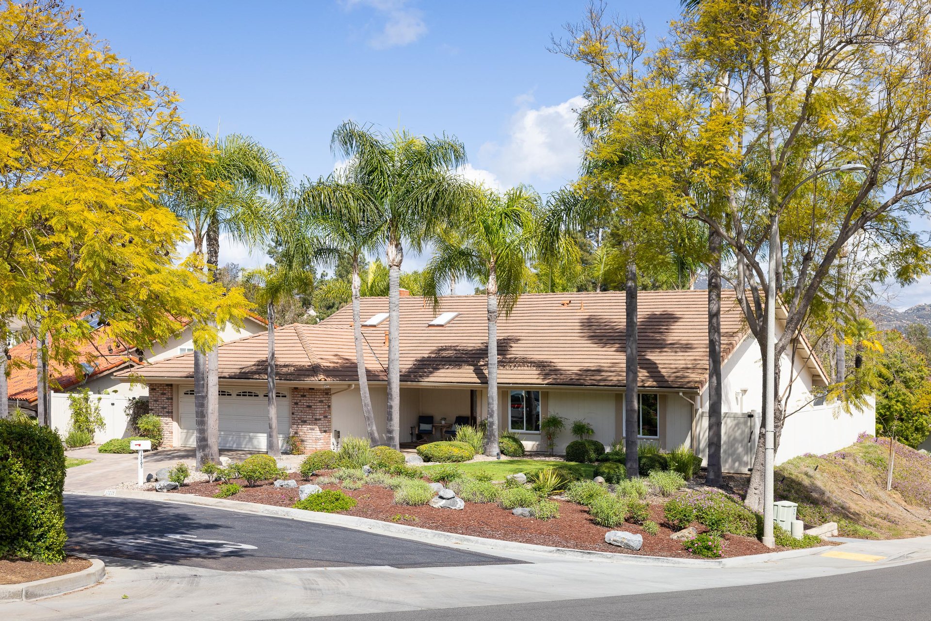 17205 Vendor Pl