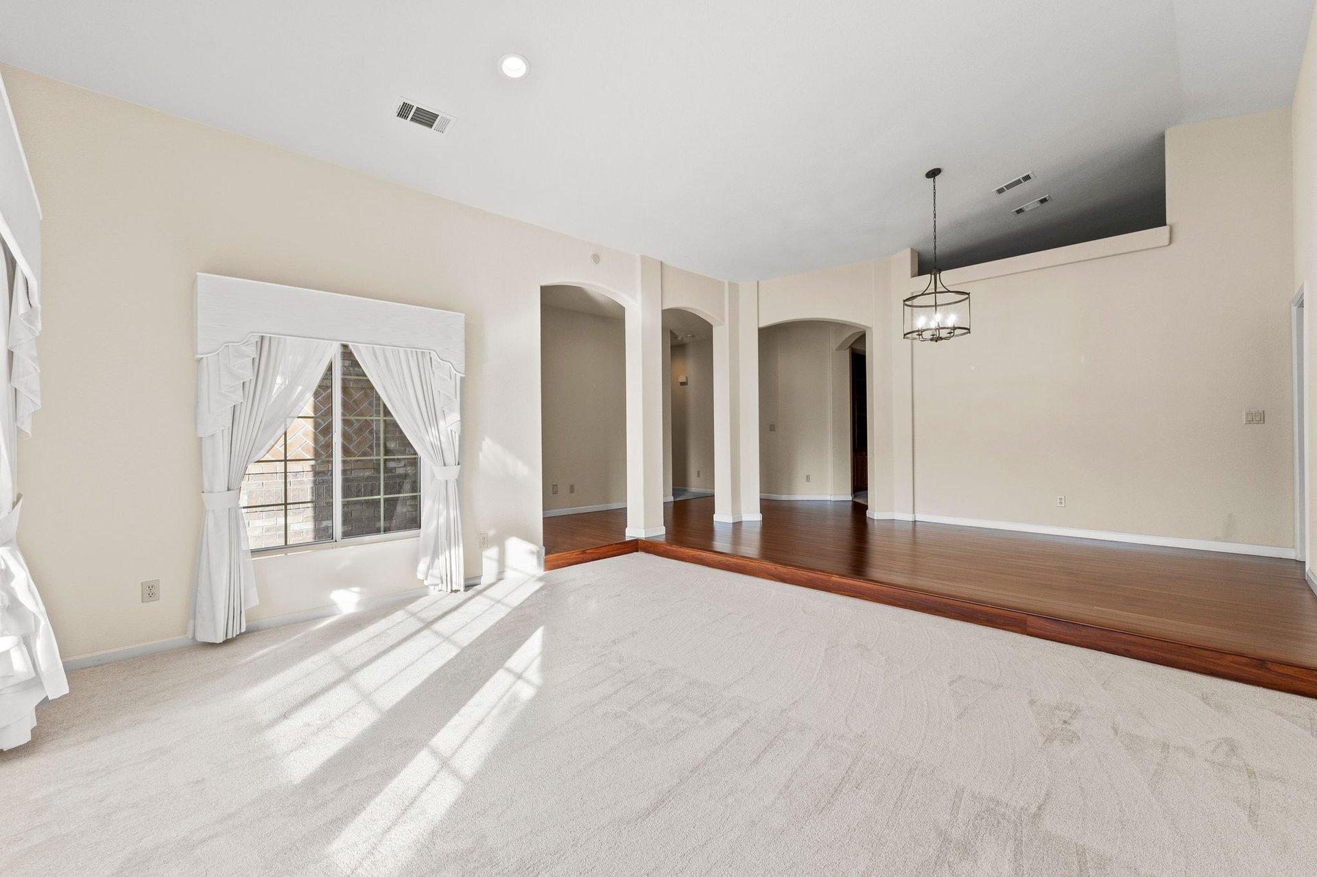 917 Corral Place