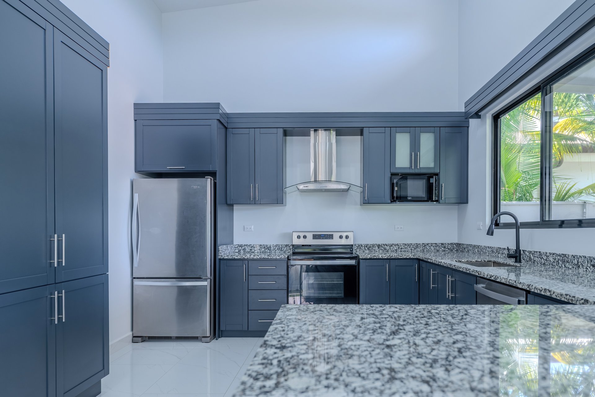 Modern 3-Bed, 3-Bath Home with Pool in Uvita – Walk to Town | Jardines del Sol