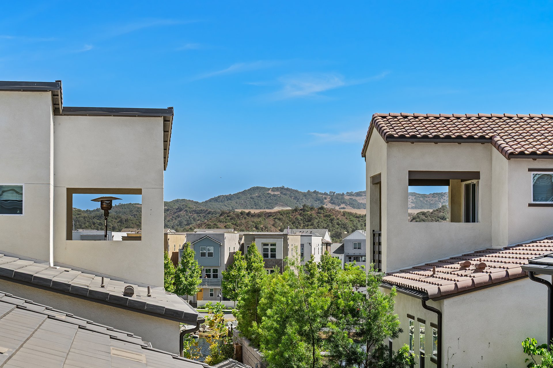 888 Sunrise Road