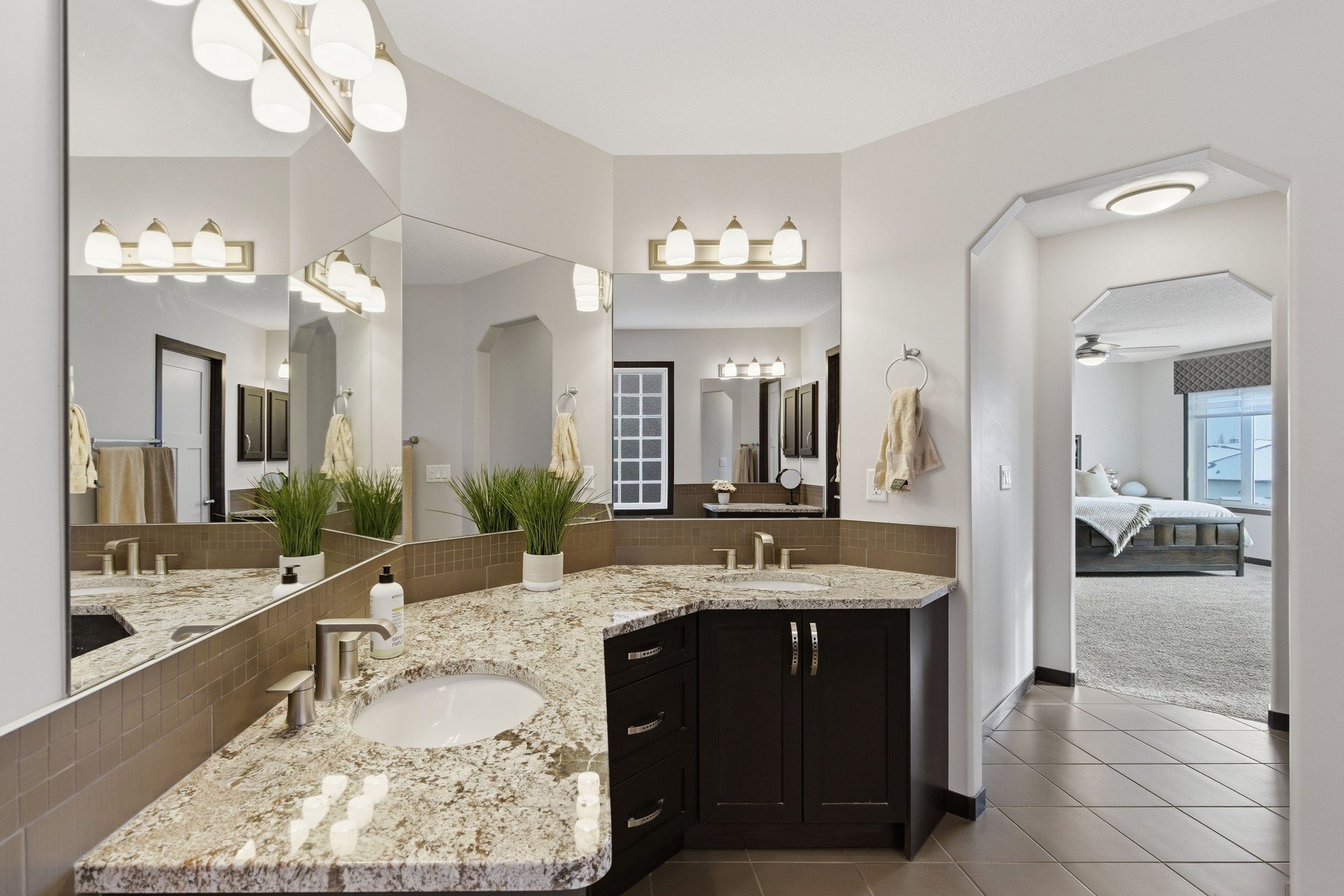 71 Panatella View NW