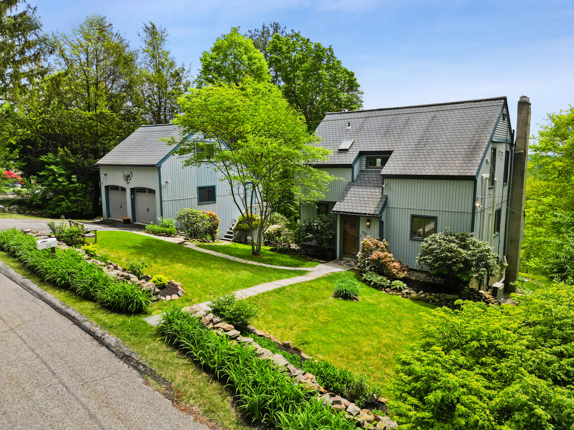 30 Woodcrest Terrace