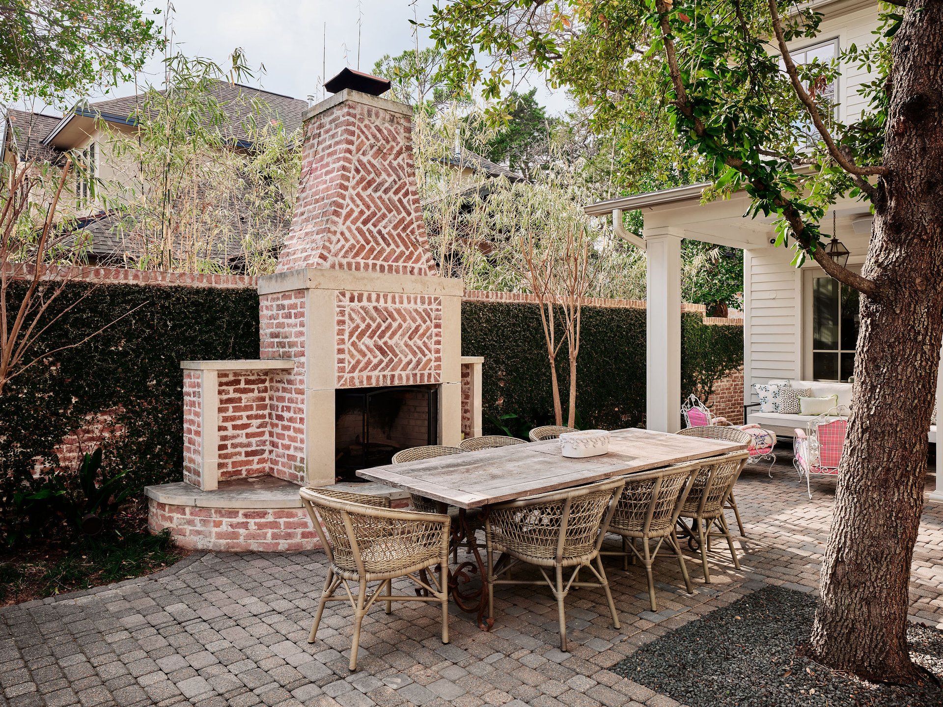 1408 Elton Lane