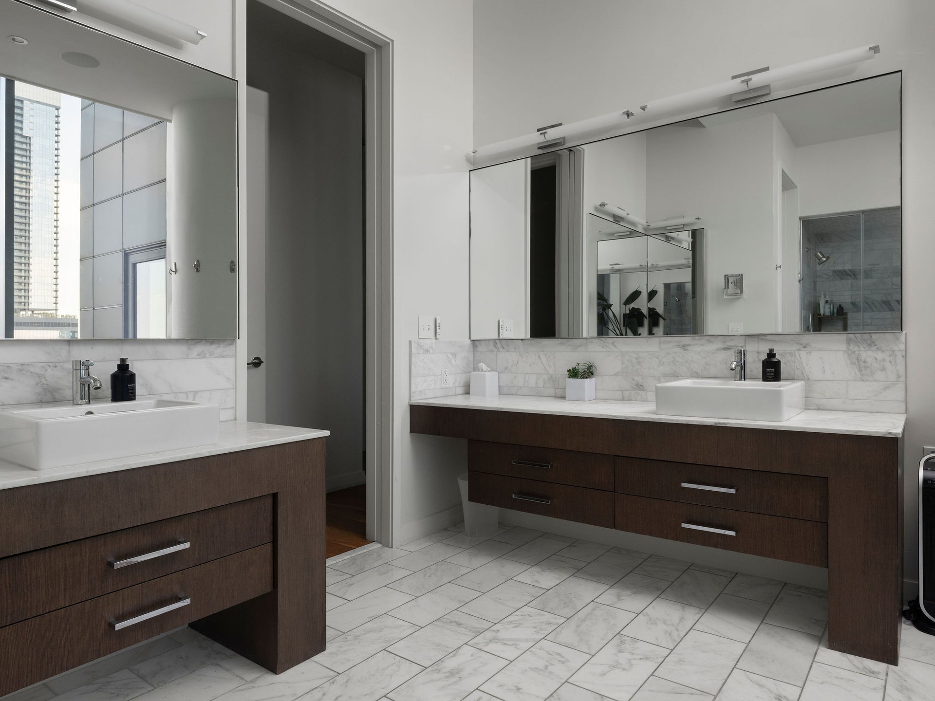 210 Lavaca Street #3504 