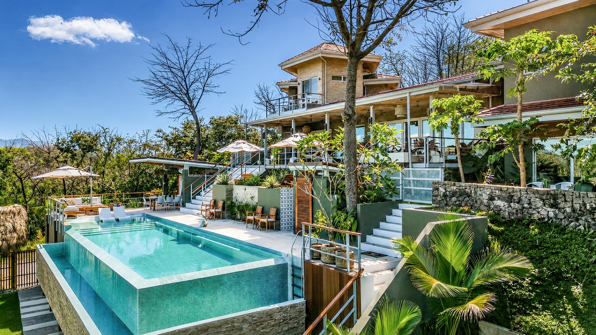 Casa Pochote | Artisan Luxury Villa in Tamarindo | Pool, Jacuzzi & Langosta Beach Club Membership Included