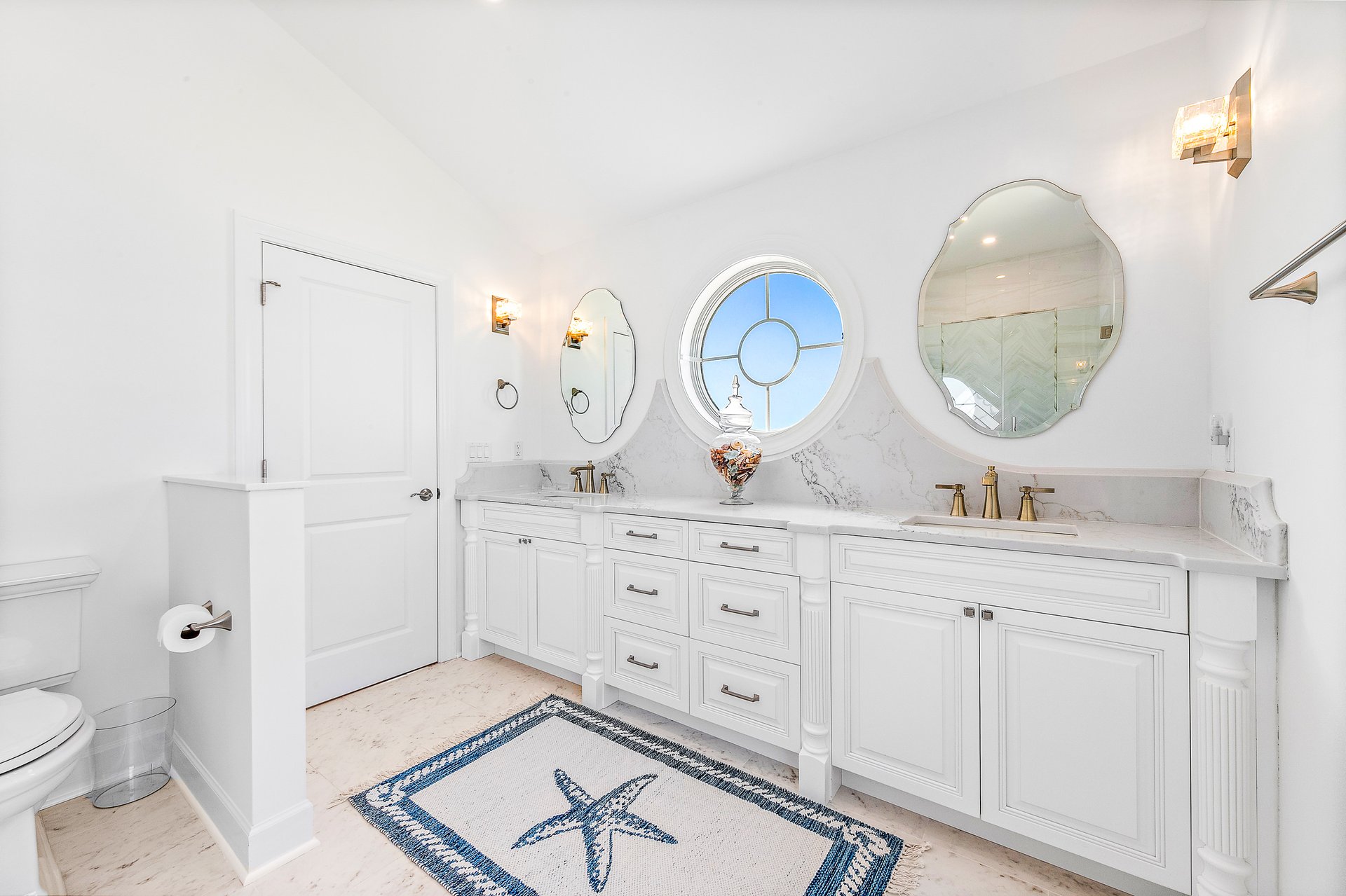 4901 S Long Beach Blvd - Pet Friendly