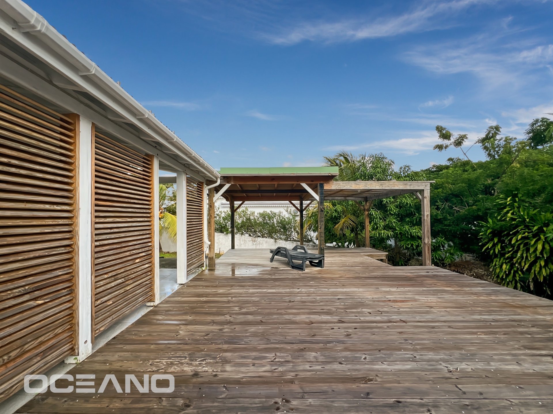 Renovation Opportunity – 90 m² Home with Expansion Potential – OCEANO Christie’s International Real Estate