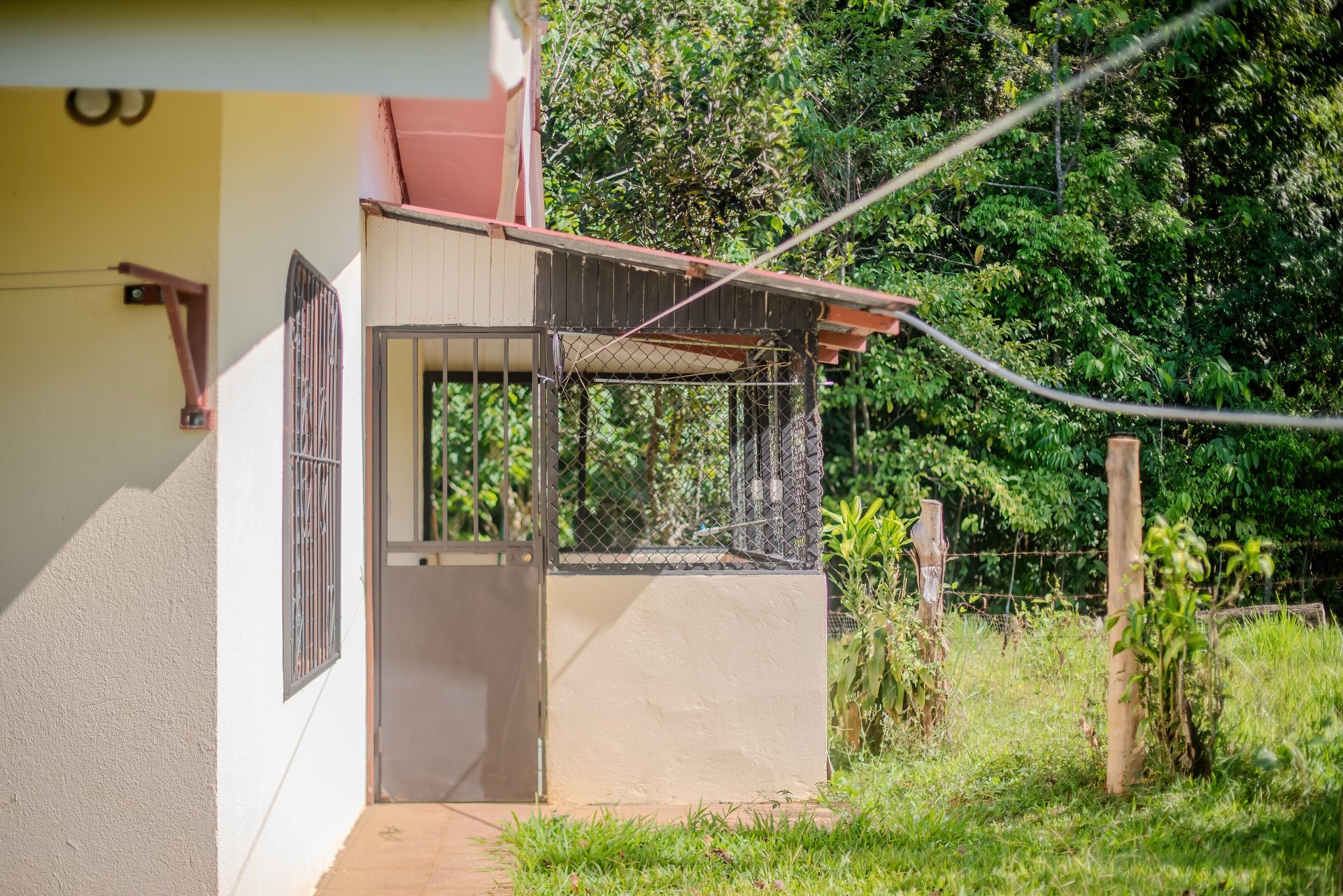 Vista Serena, beautiful House surrounded by nature in Villa Nueva de Quepos