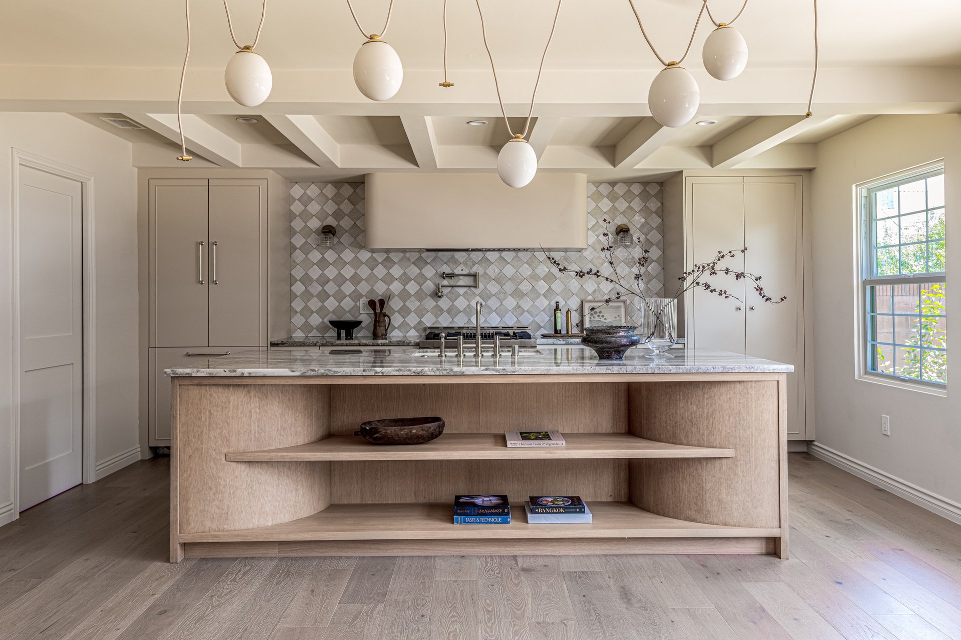 3481 St Susan Pl, PAlms - mar vista
