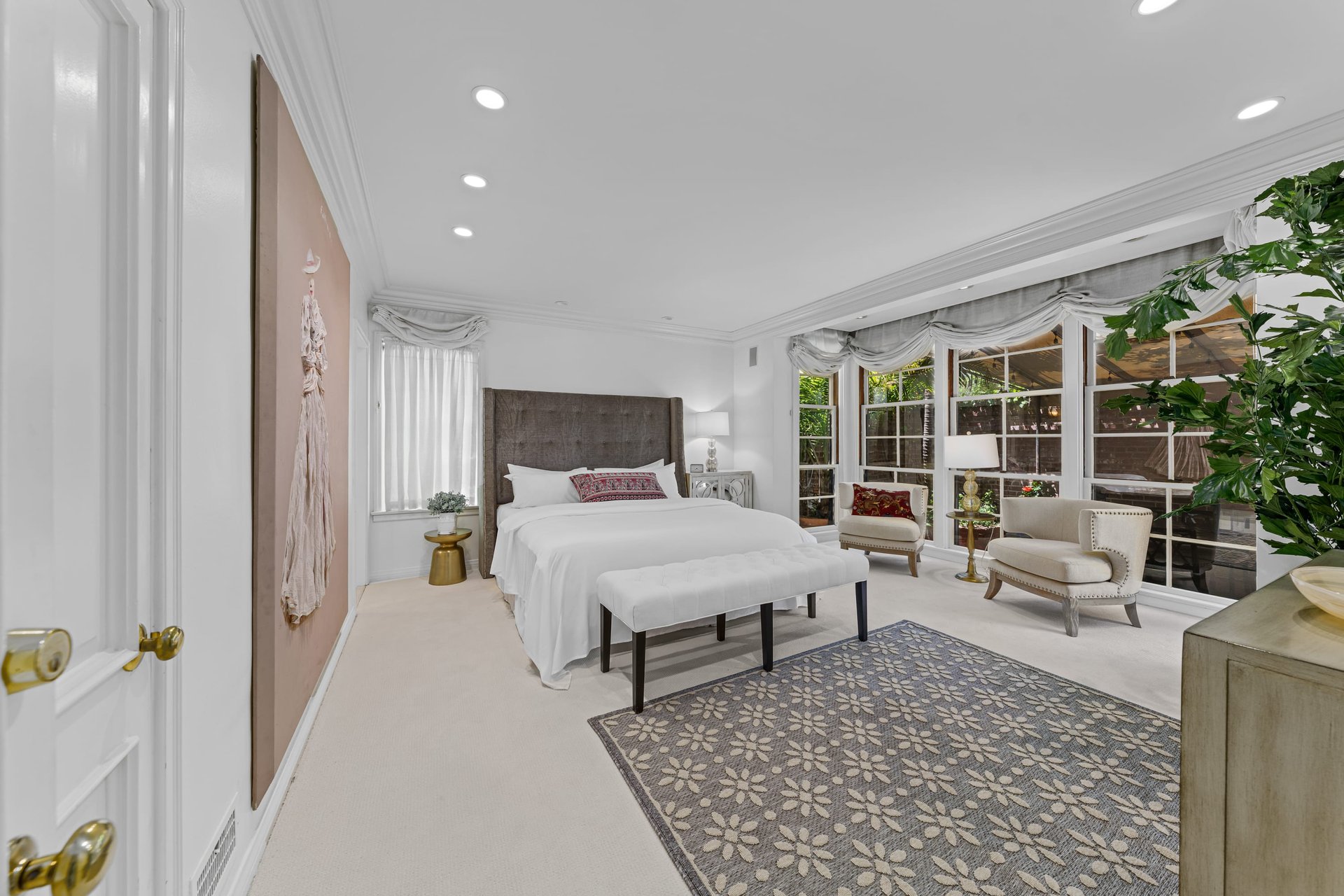 8720 Shoreham Dr #A, Sunset Strip