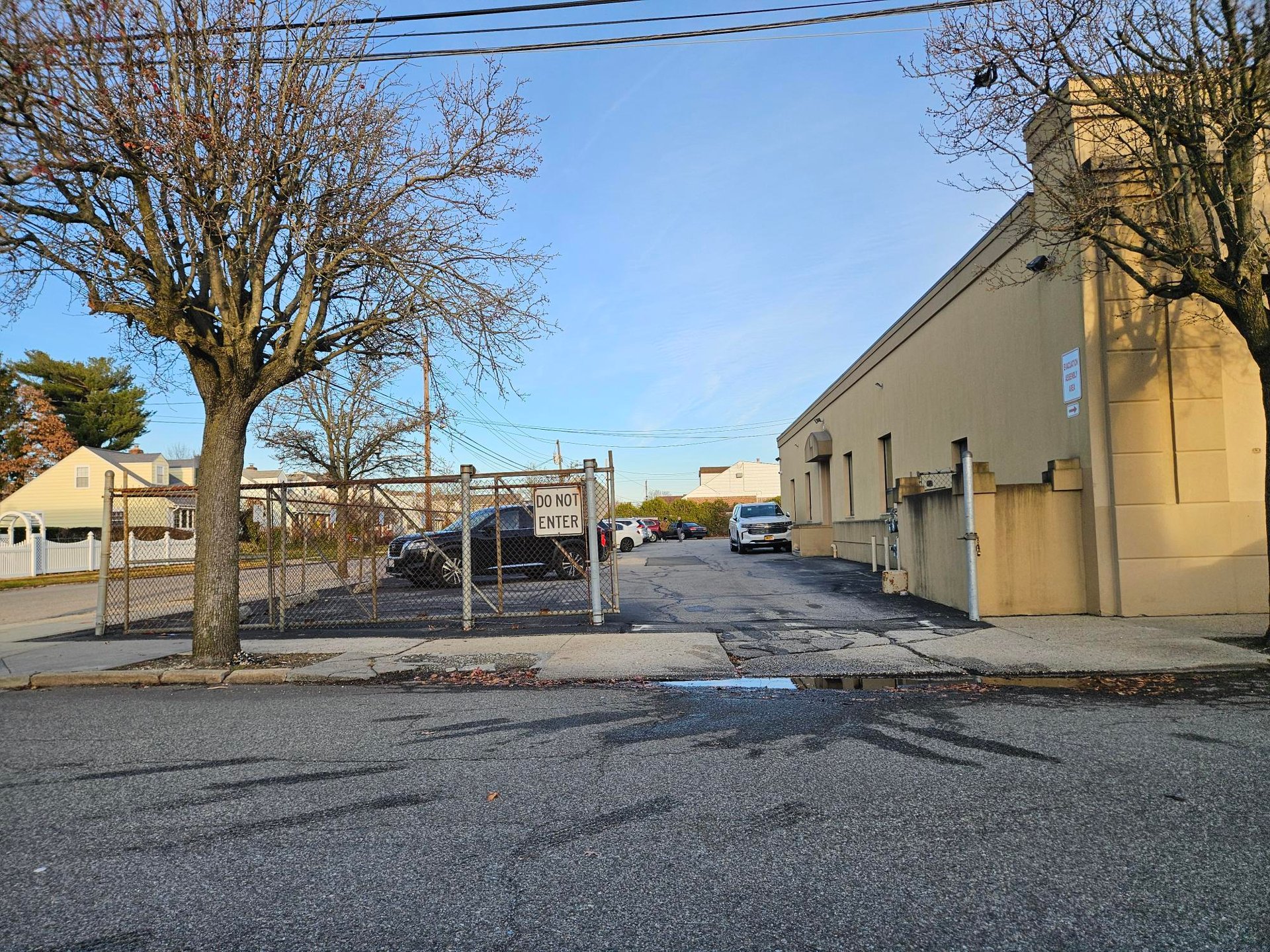 166 E Jericho Tpke