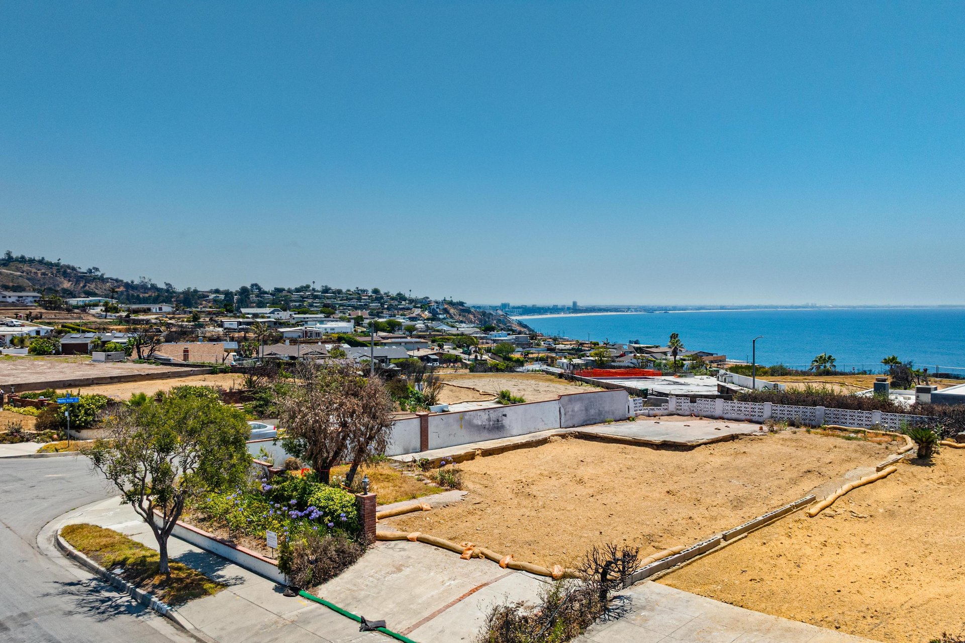 18348 Clifftop Way, Sunset Mesa