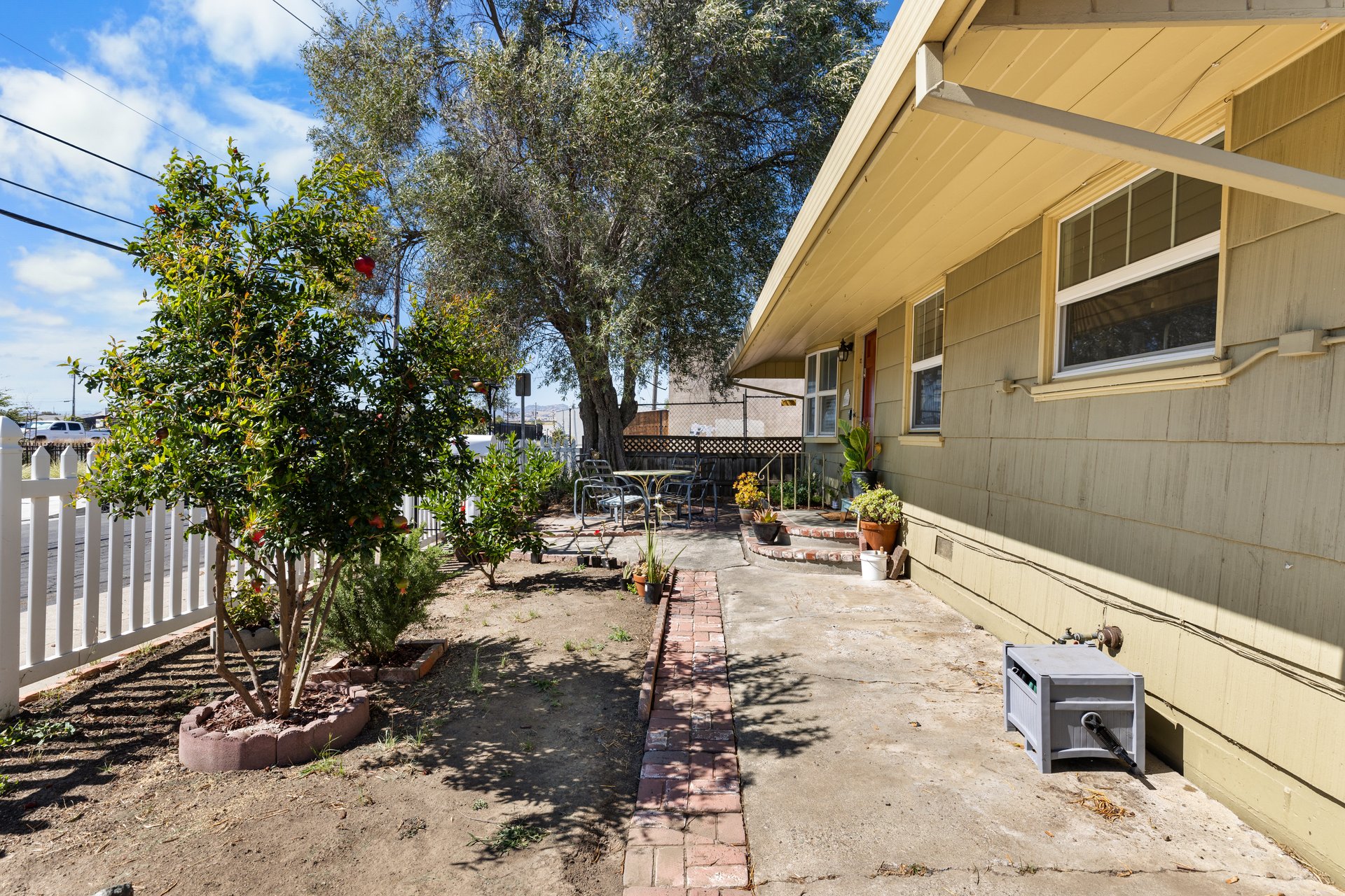 516 Suisun St