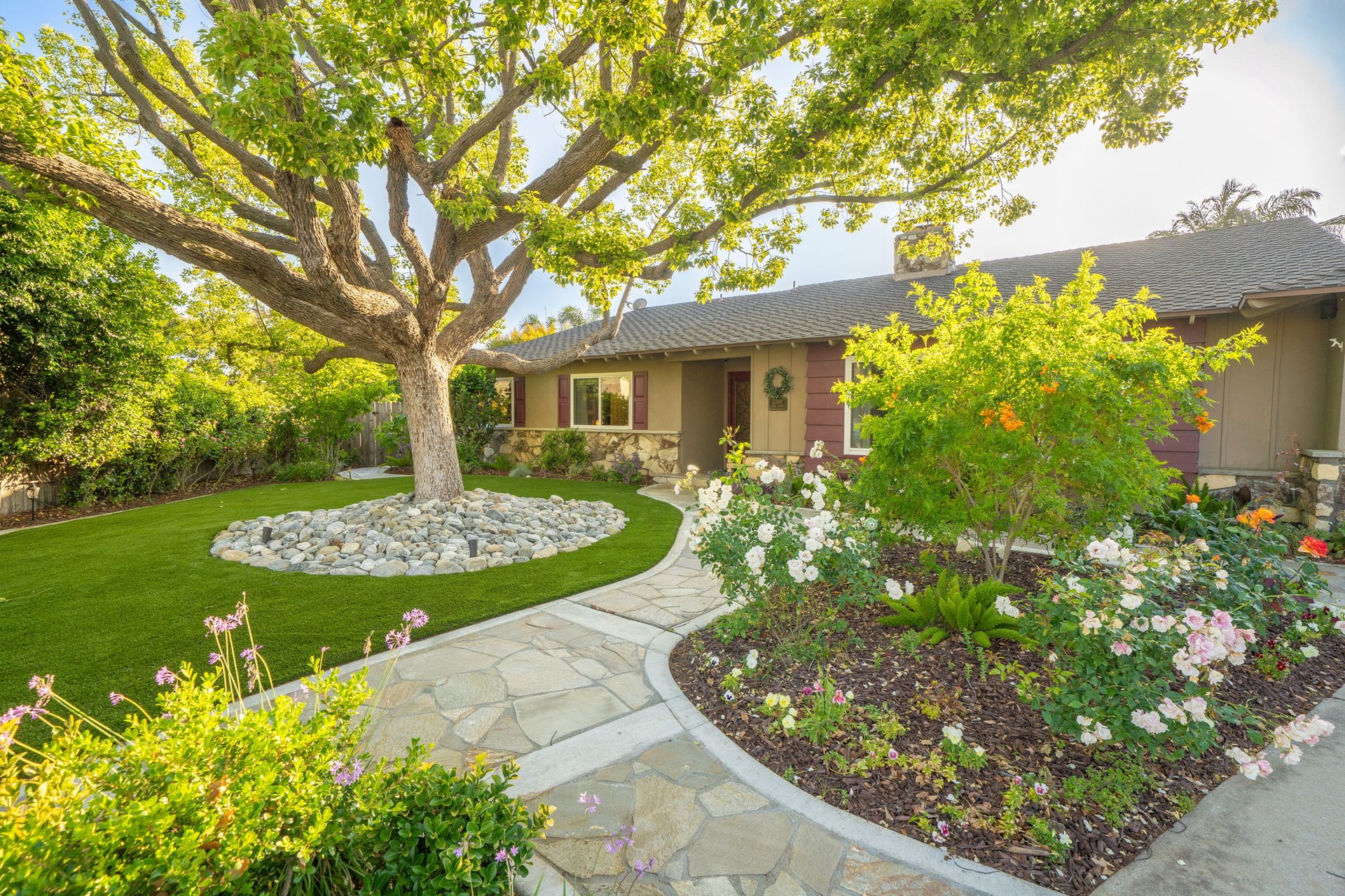 2309 Perry Court