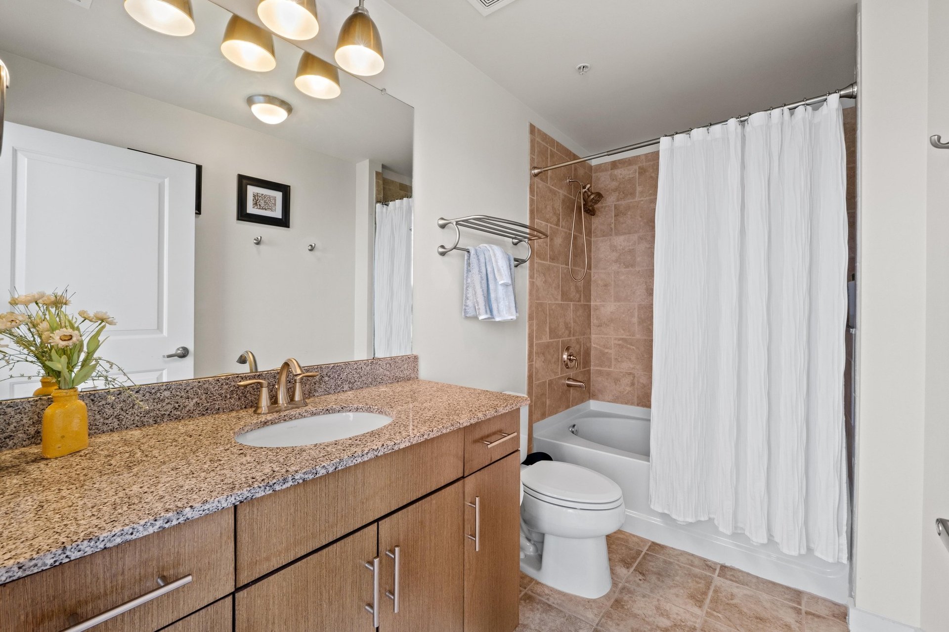 360 Nueces St. #2808  