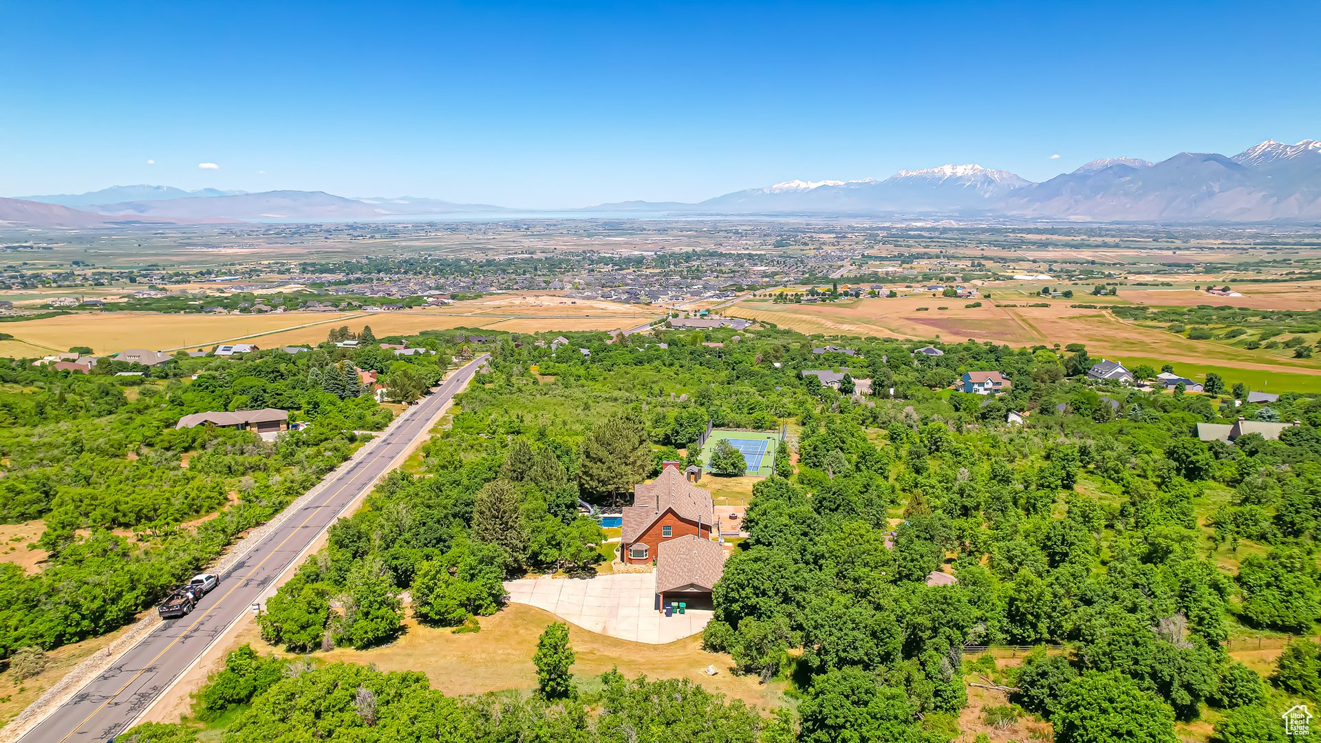 410 S Woodland Hills Dr