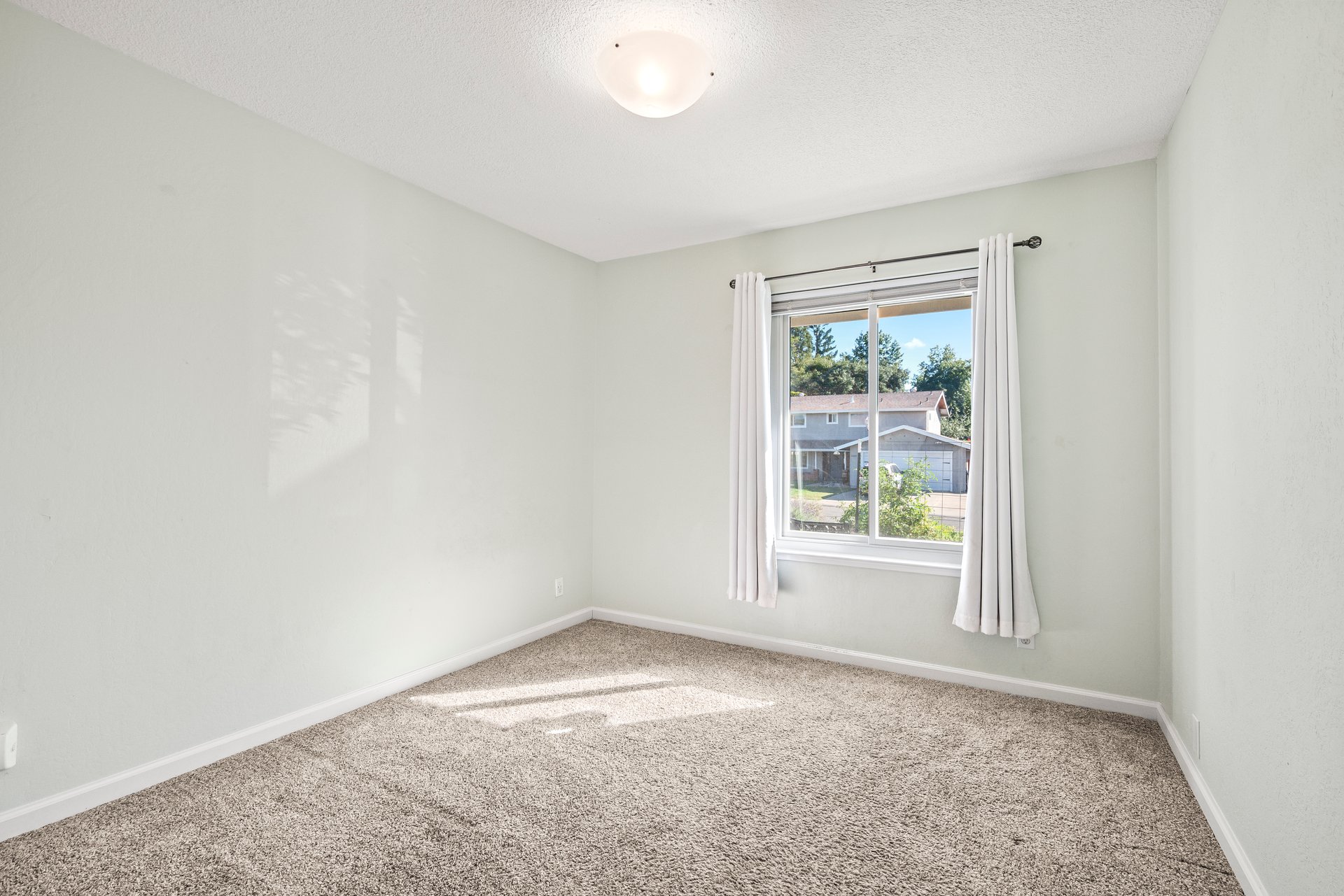 5021 Waterbury Way