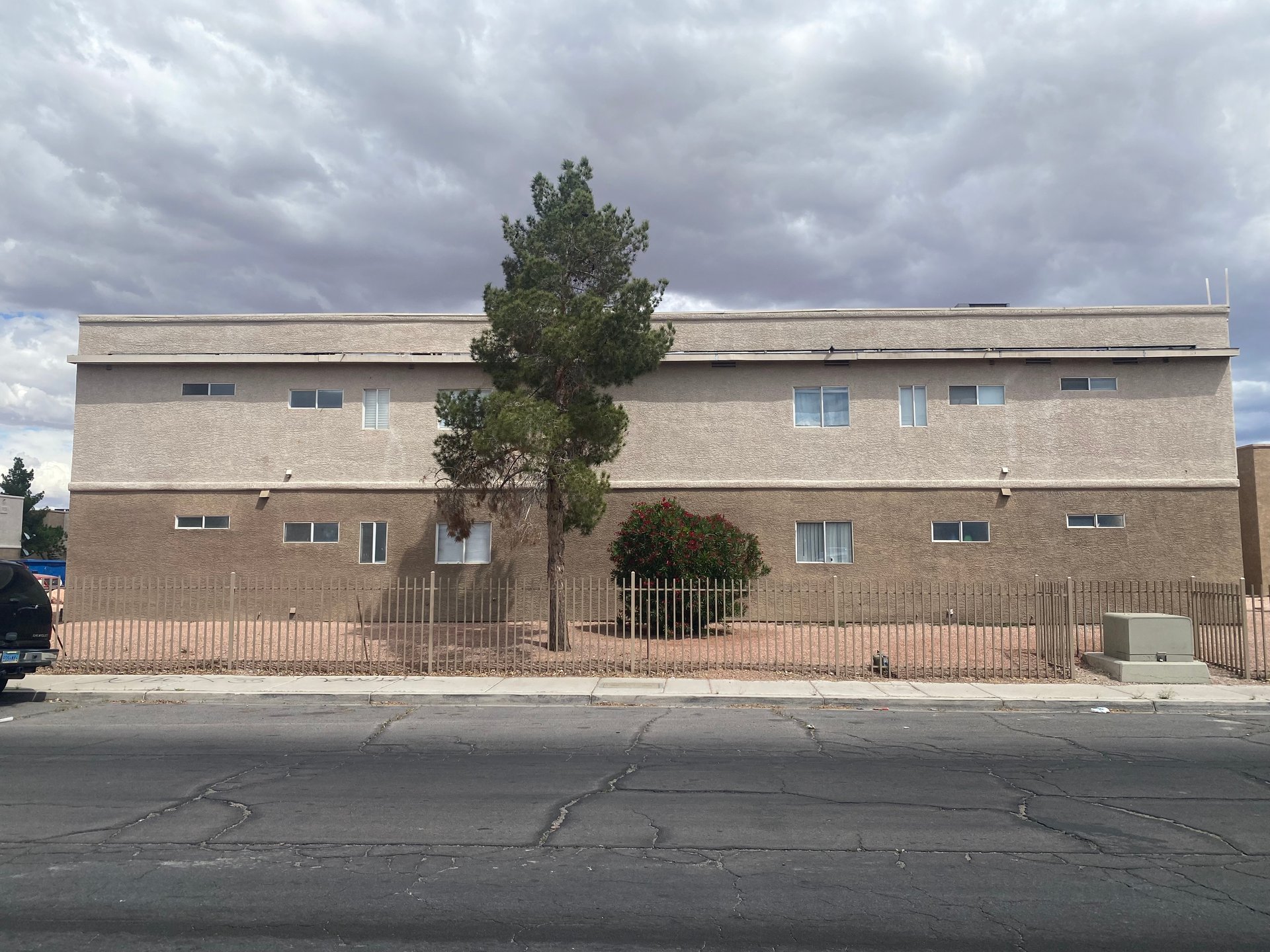 1662 North Lamont Street  #202