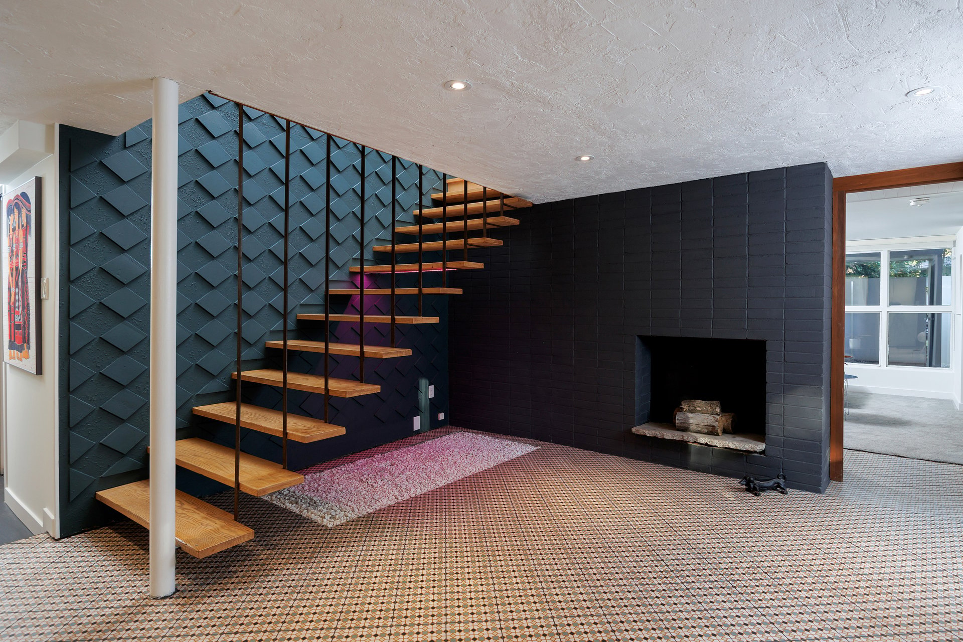 Kingsway Mid-Century Modern