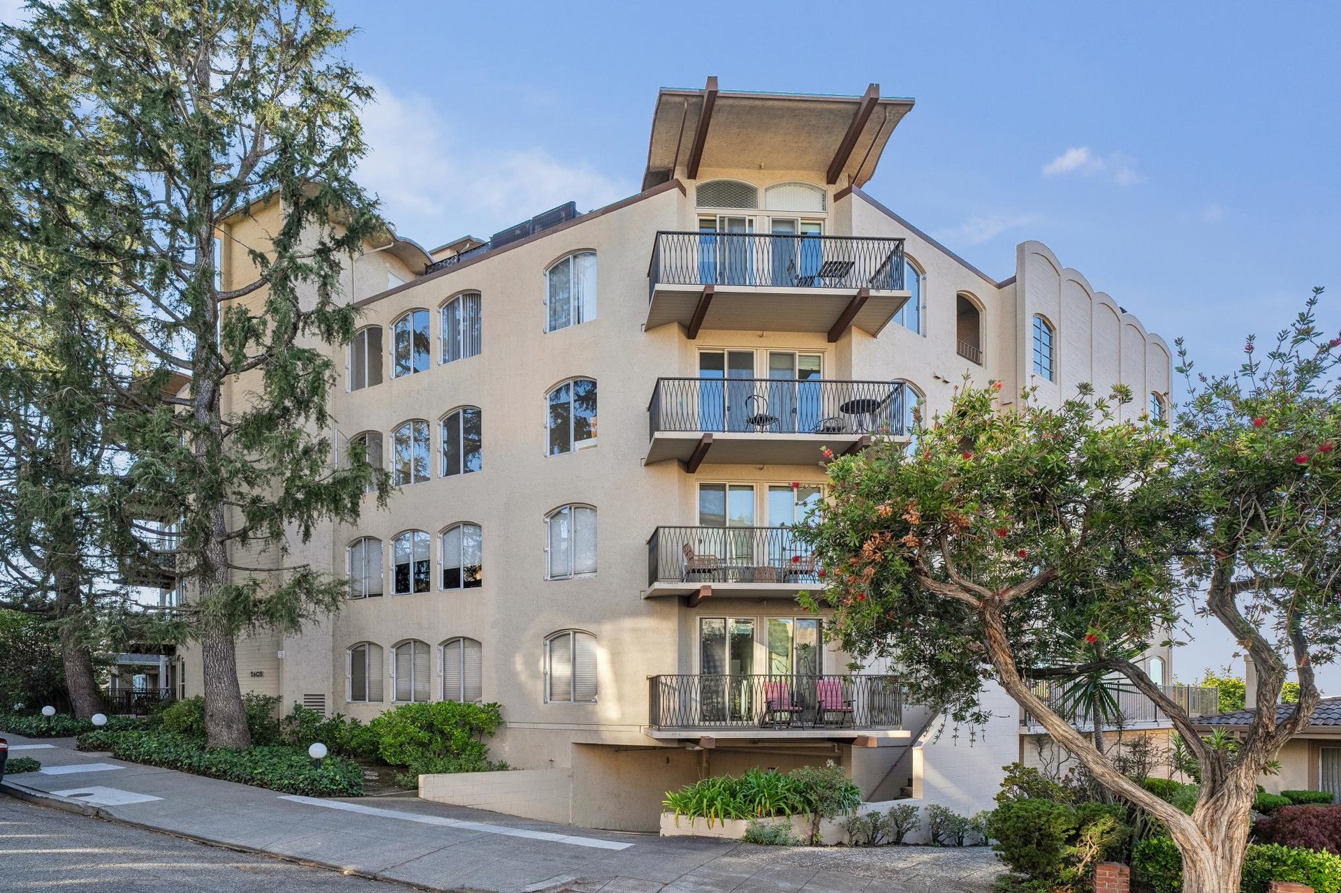 5405 Carlton St # 202