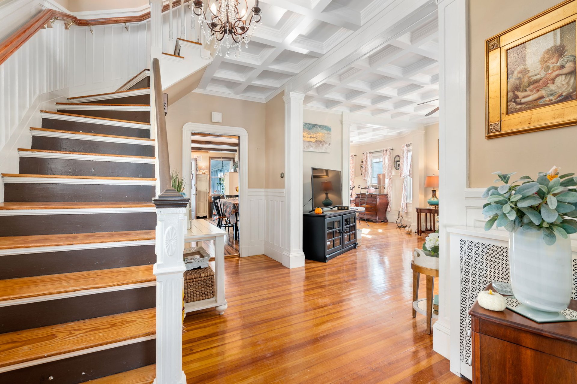 87 Waterston Ave