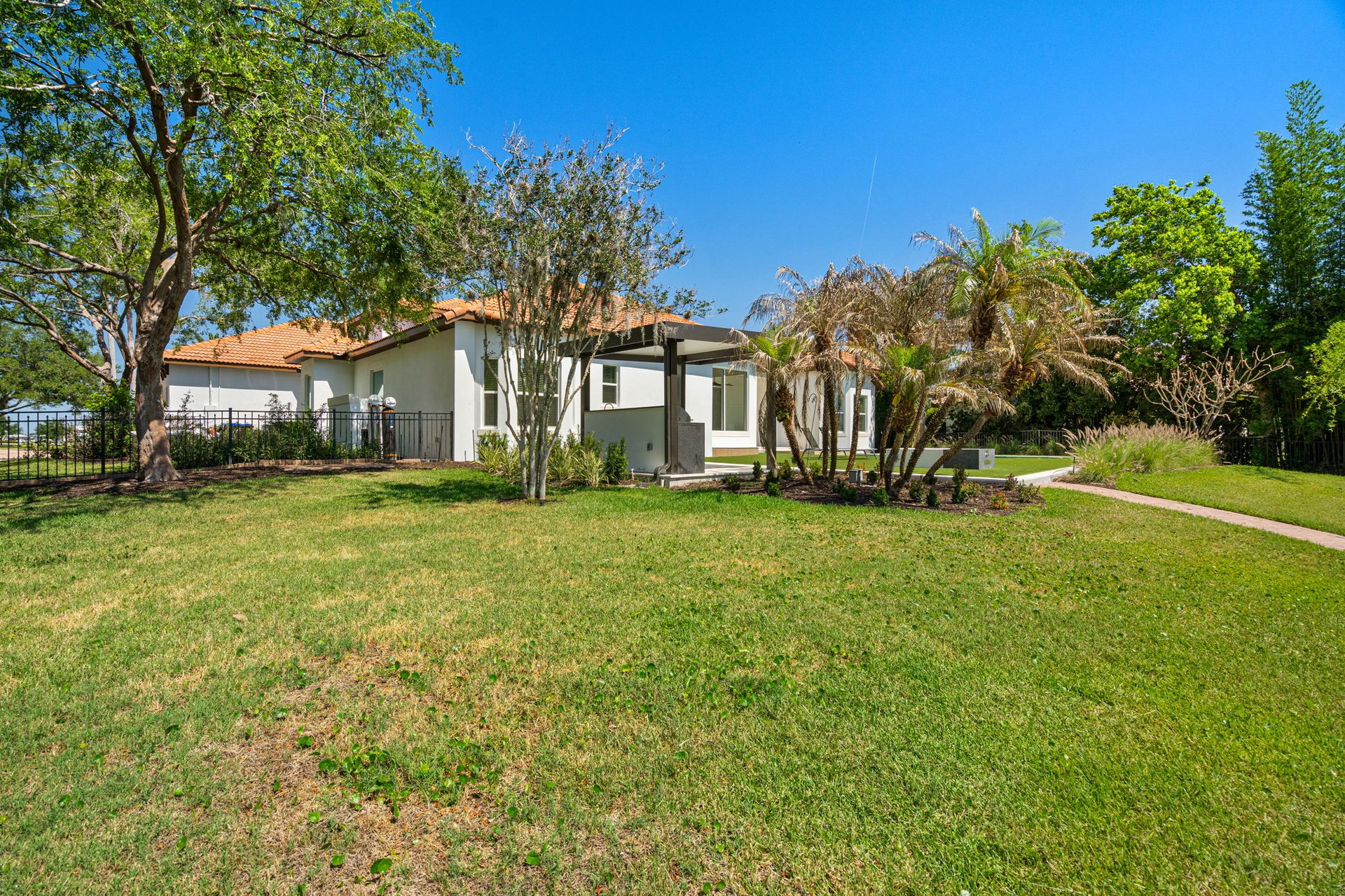 14511 Isleview Dr 