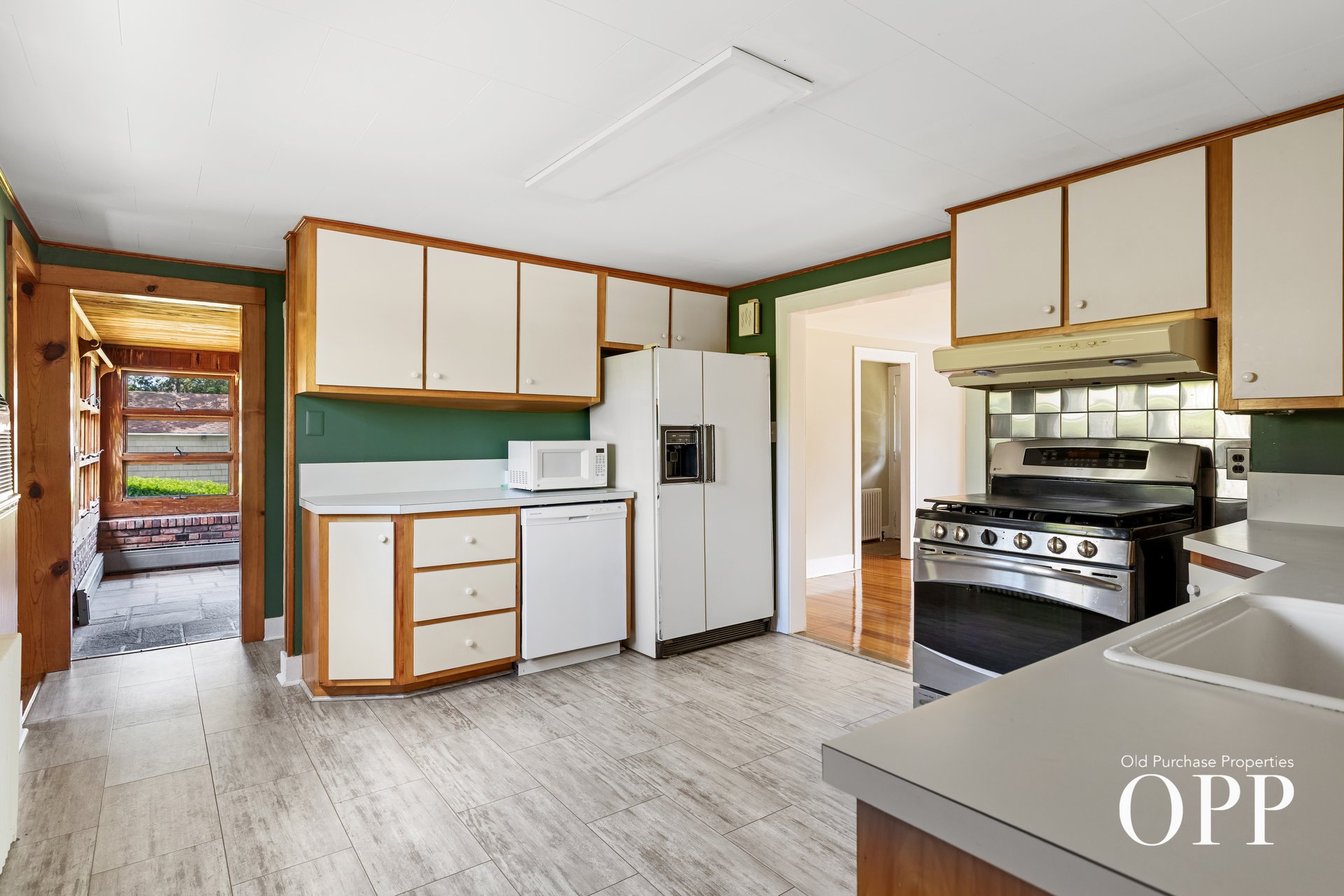 A Convenient Bellport Village Address