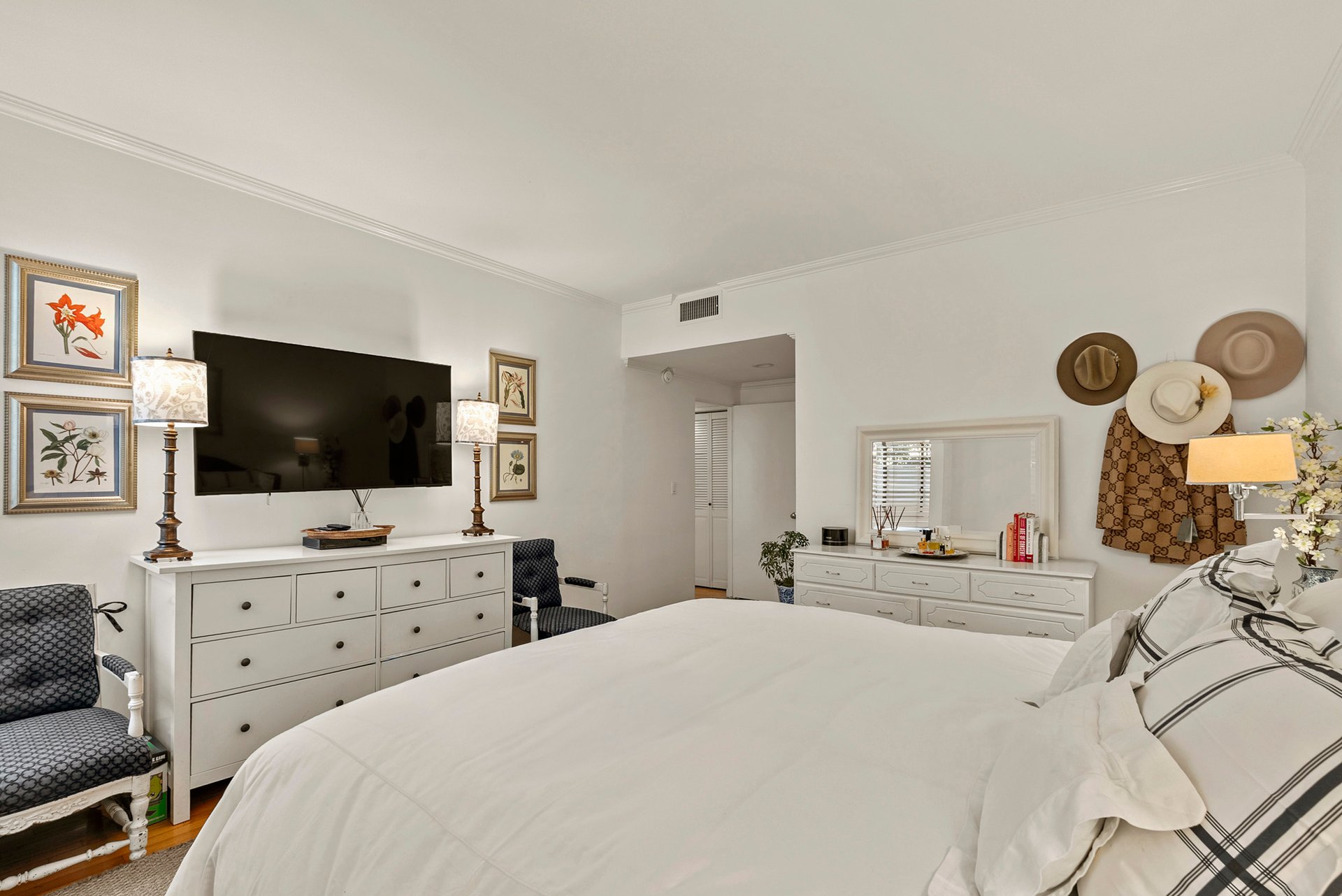 12115 San Vicente Blvd Unit: 111, Brentwood 