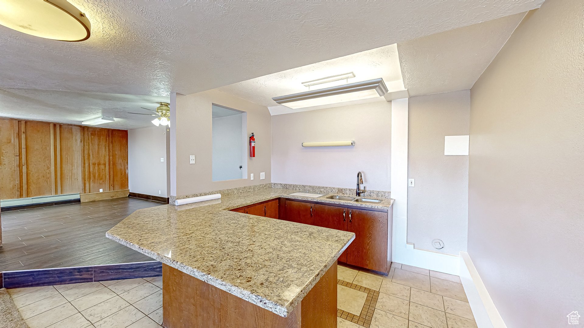 410 S Woodland Hills Dr