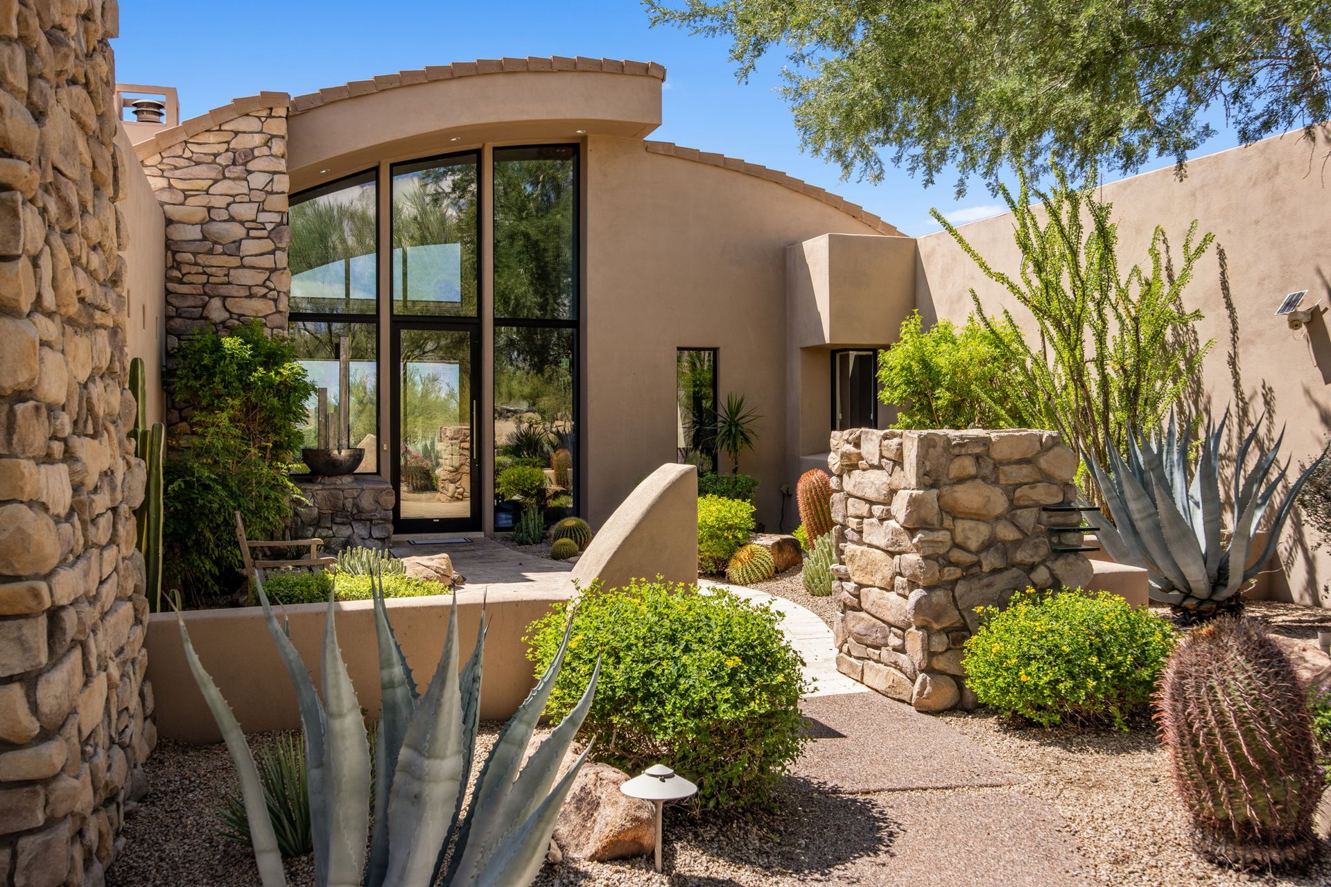 11087 E Harris Hawk Trail