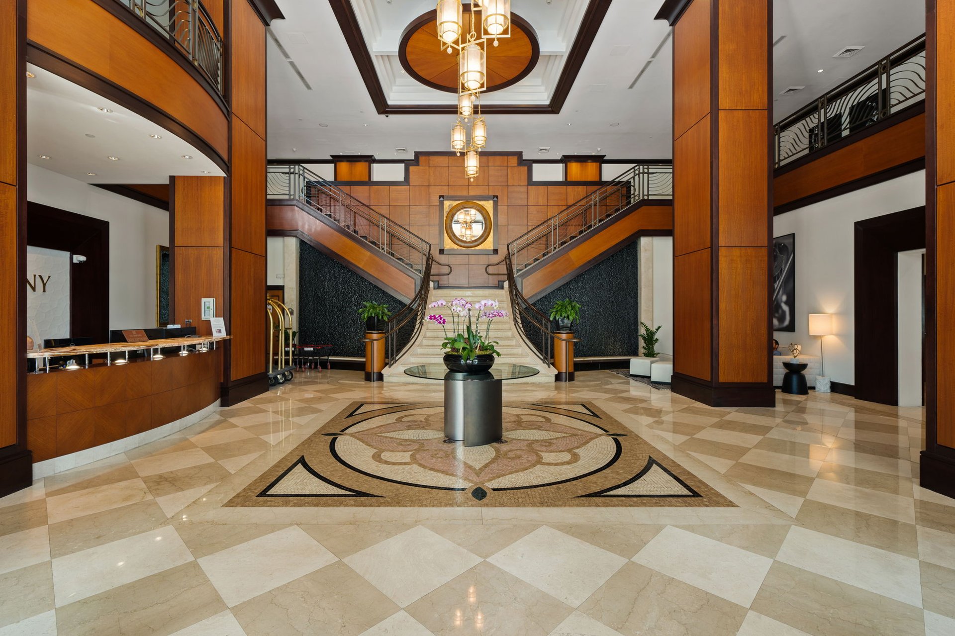 The Symphony Residence 1013N