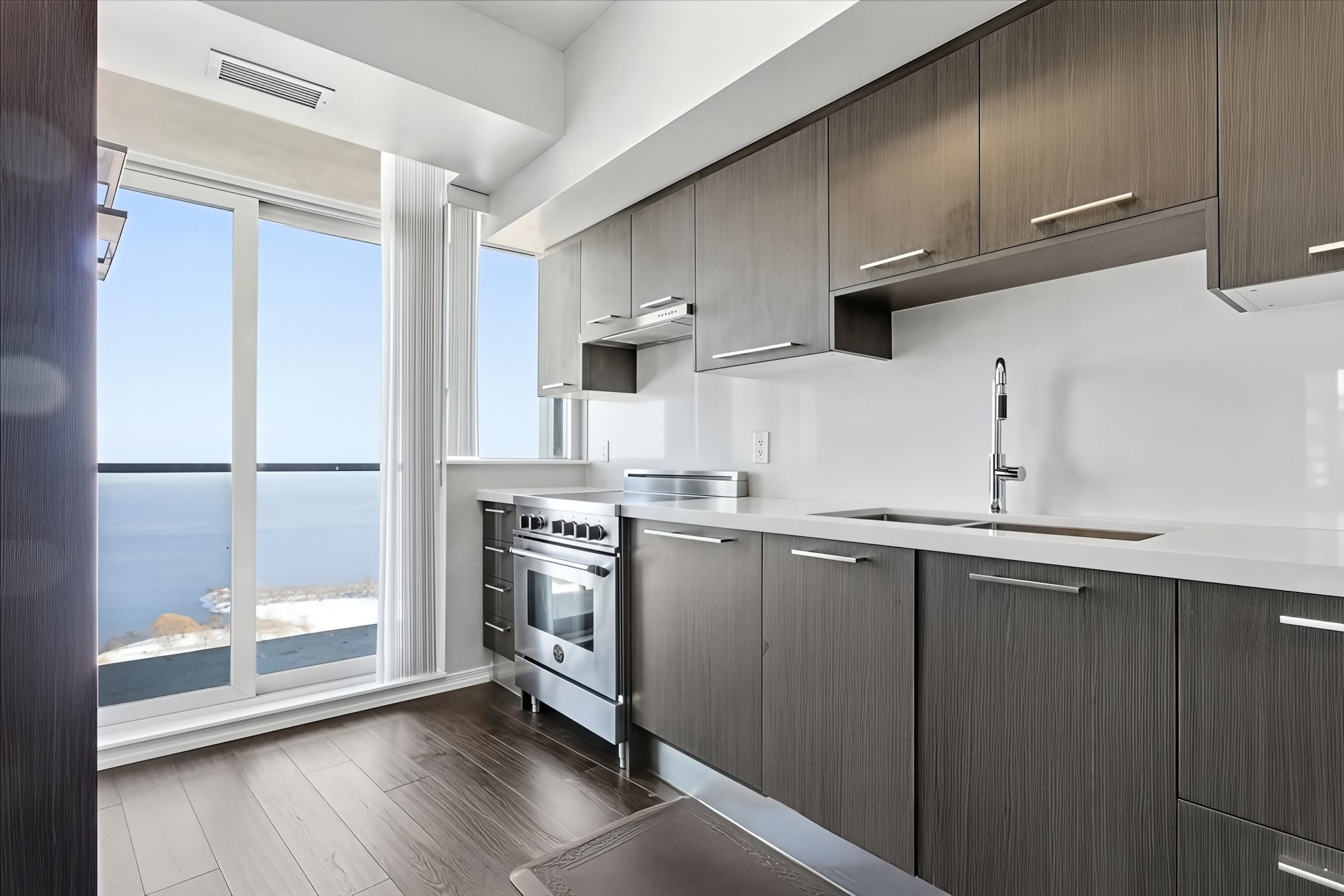 4305-2230 Lake Shore Blvd W