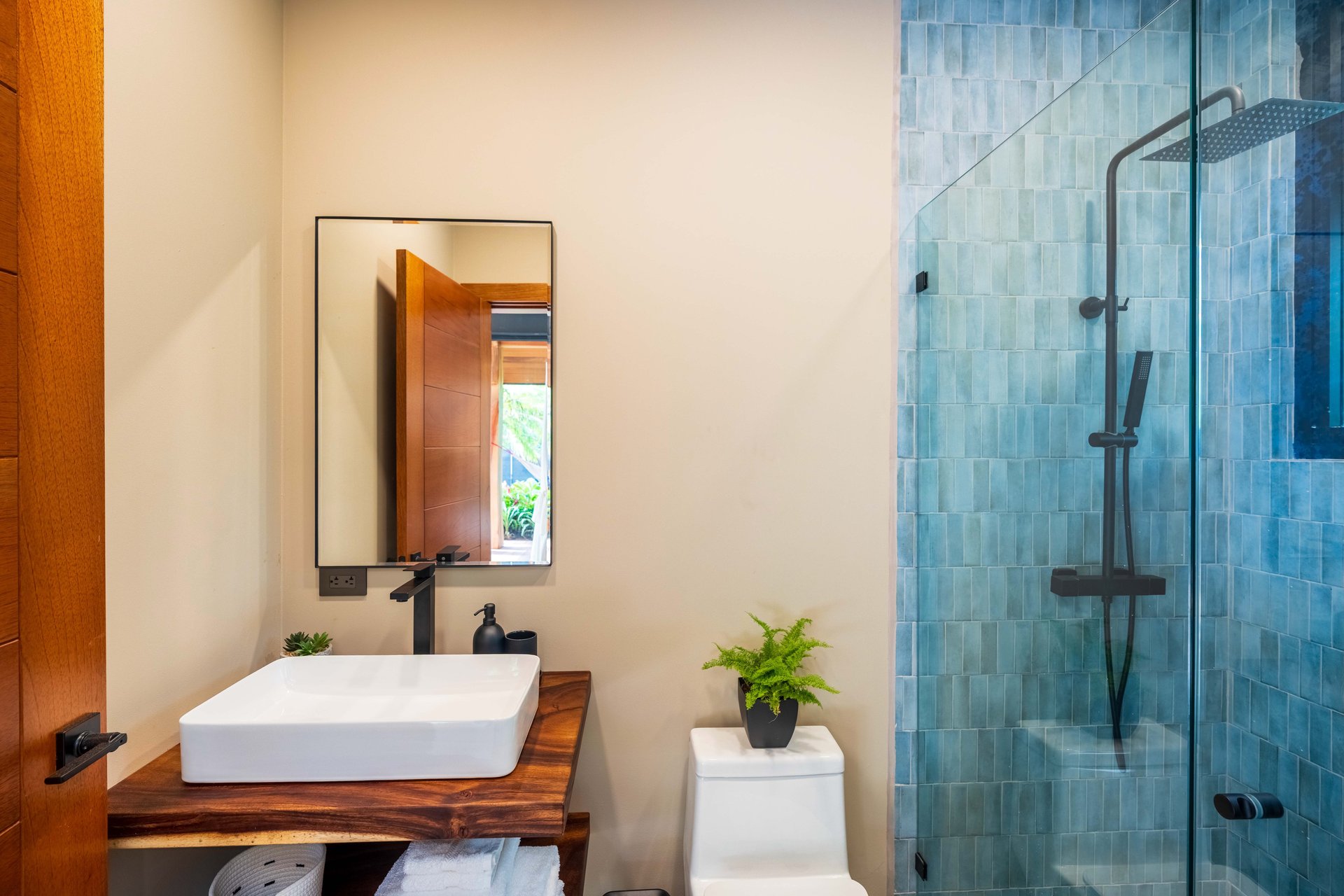 Casa Flor Del Mar | Bali-Inspired Luxury Villa Just Steps from Playa Avellanas.